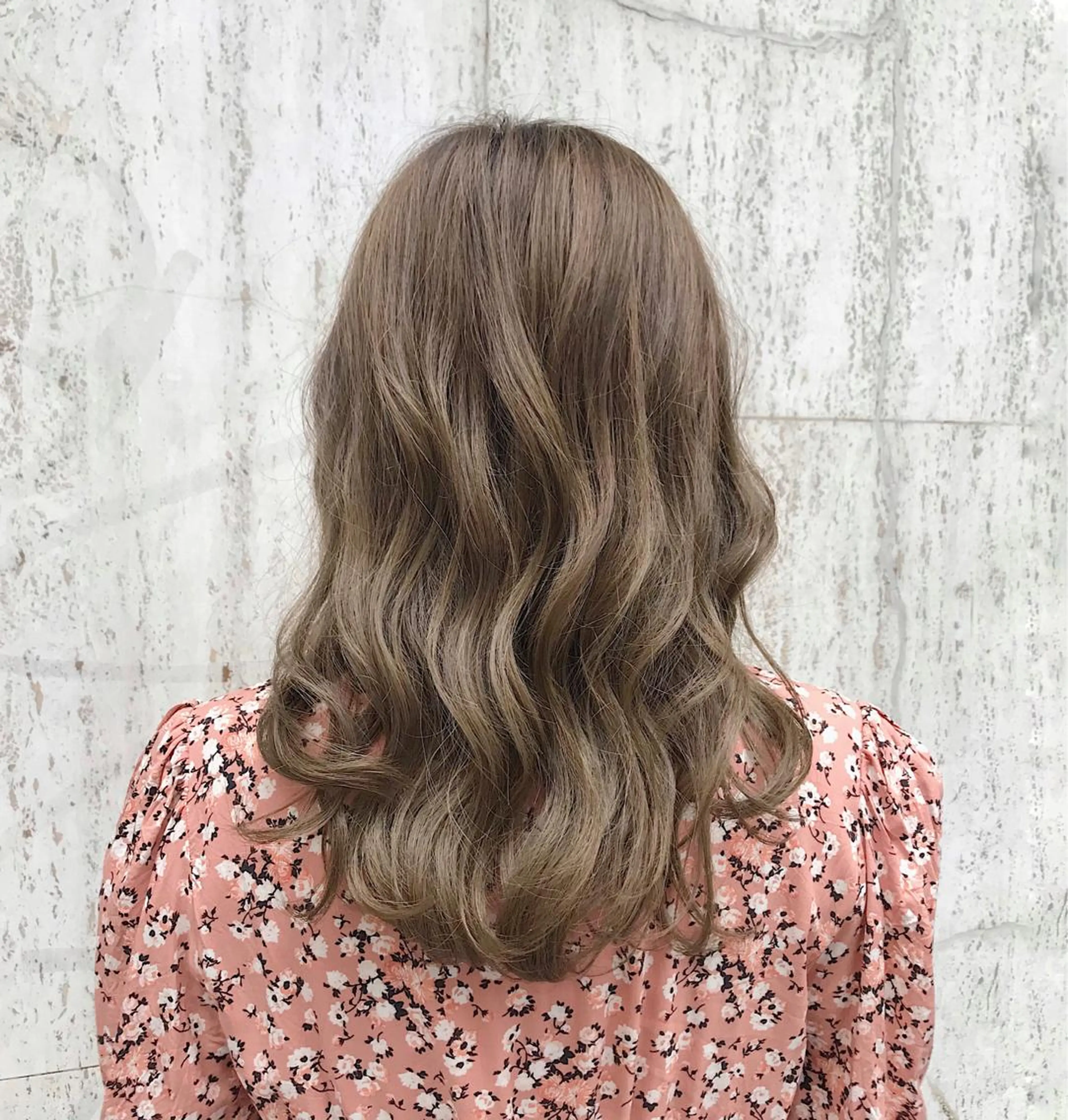 セミロング Zina渋谷エリア マネージャShionのヘアスタイル