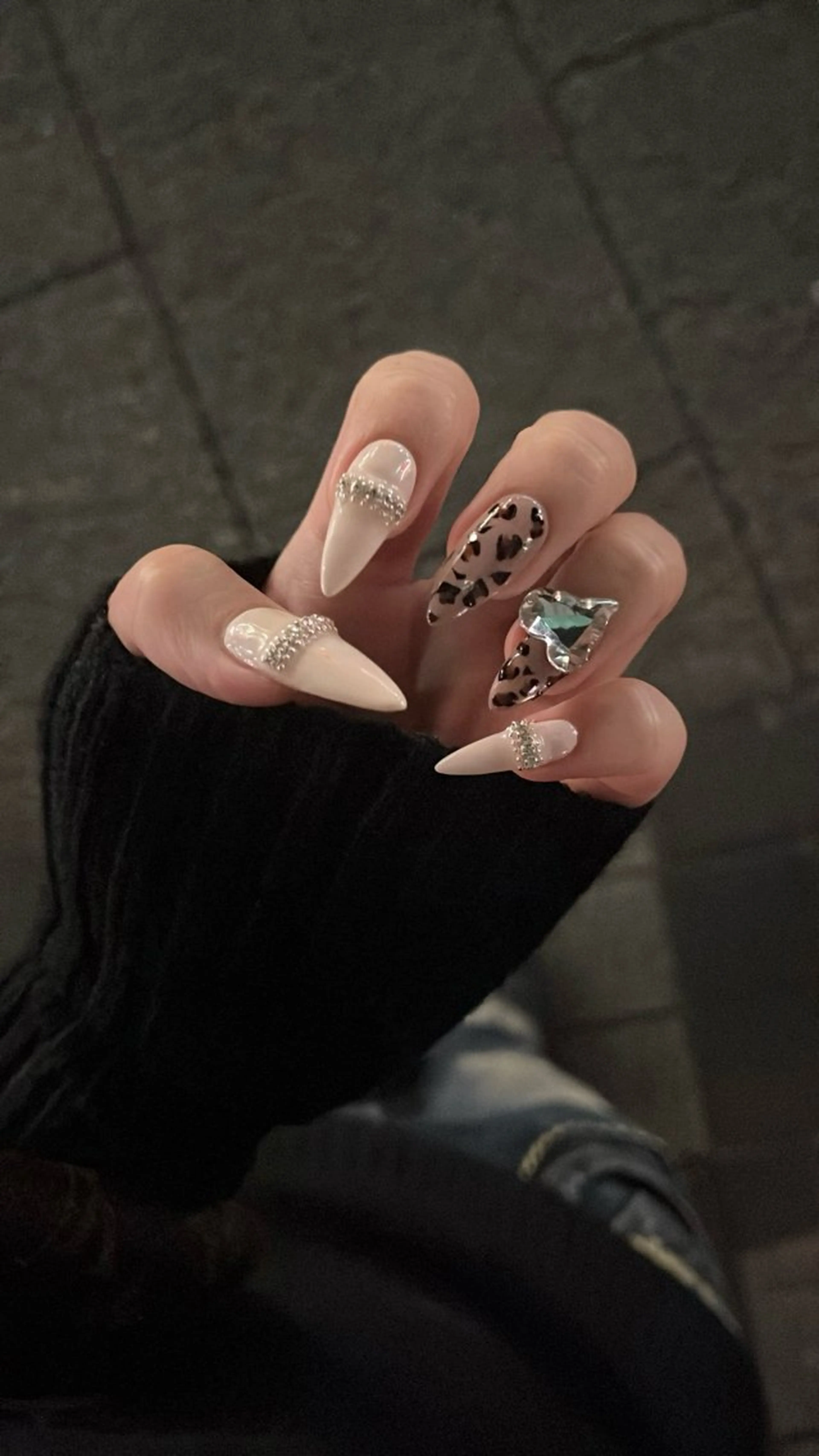 ネイル ハンドネイル 五十嵐 莉奈のネイルデザイン