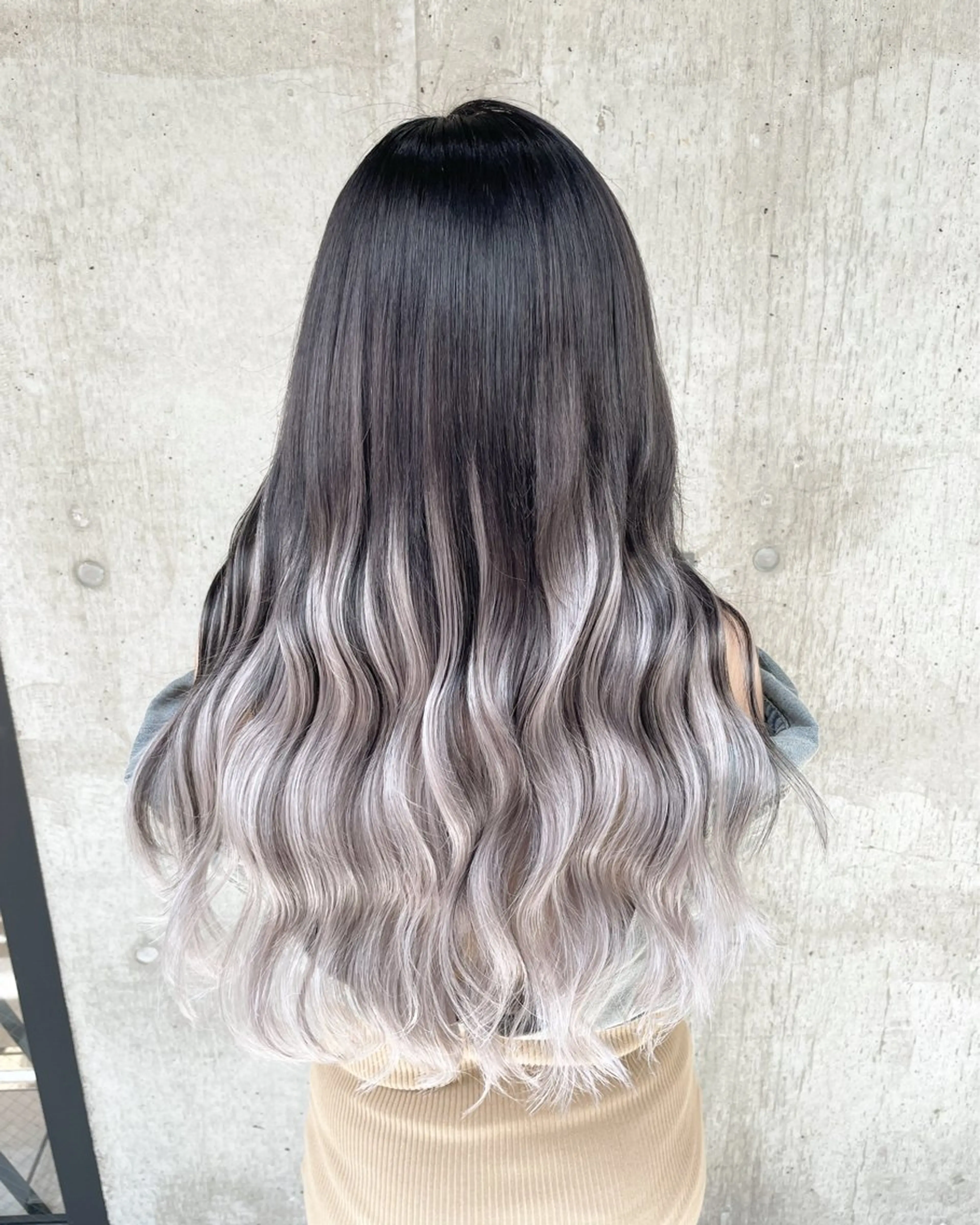 ロング カラー ヘアアレンジ ヘアカラー エクステ TATSUYA アートディレクターのヘアスタイル