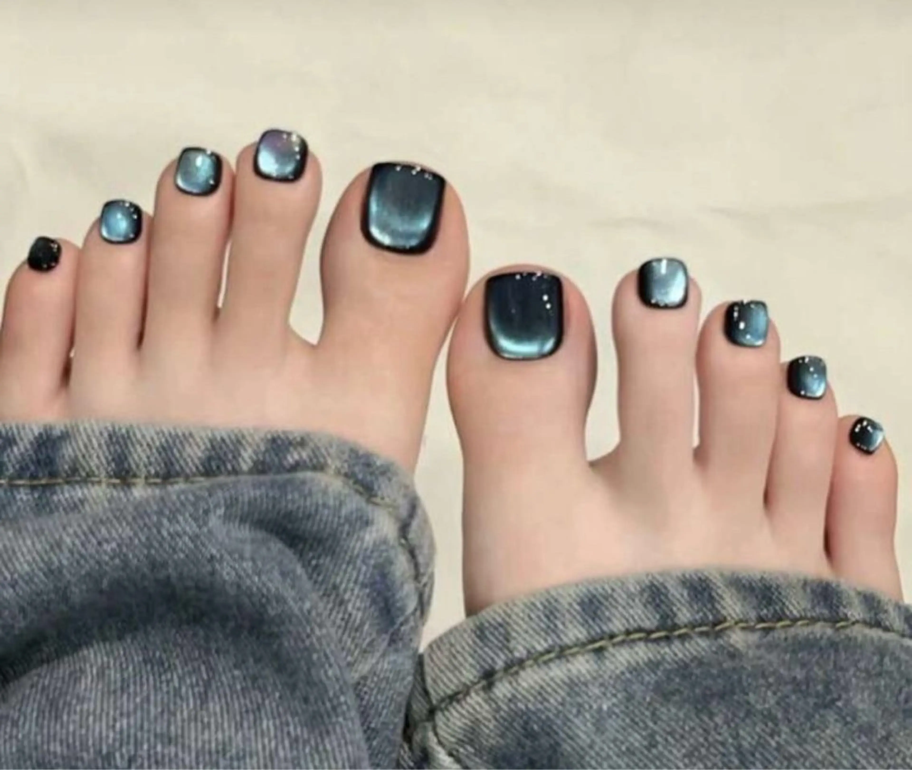 ネイル アートネイル 長さ出し フットネイル フレンチネイル ジェルネイル Kawaii Nail Salon所属・YURI NAIL NARITAのネイルデザイン