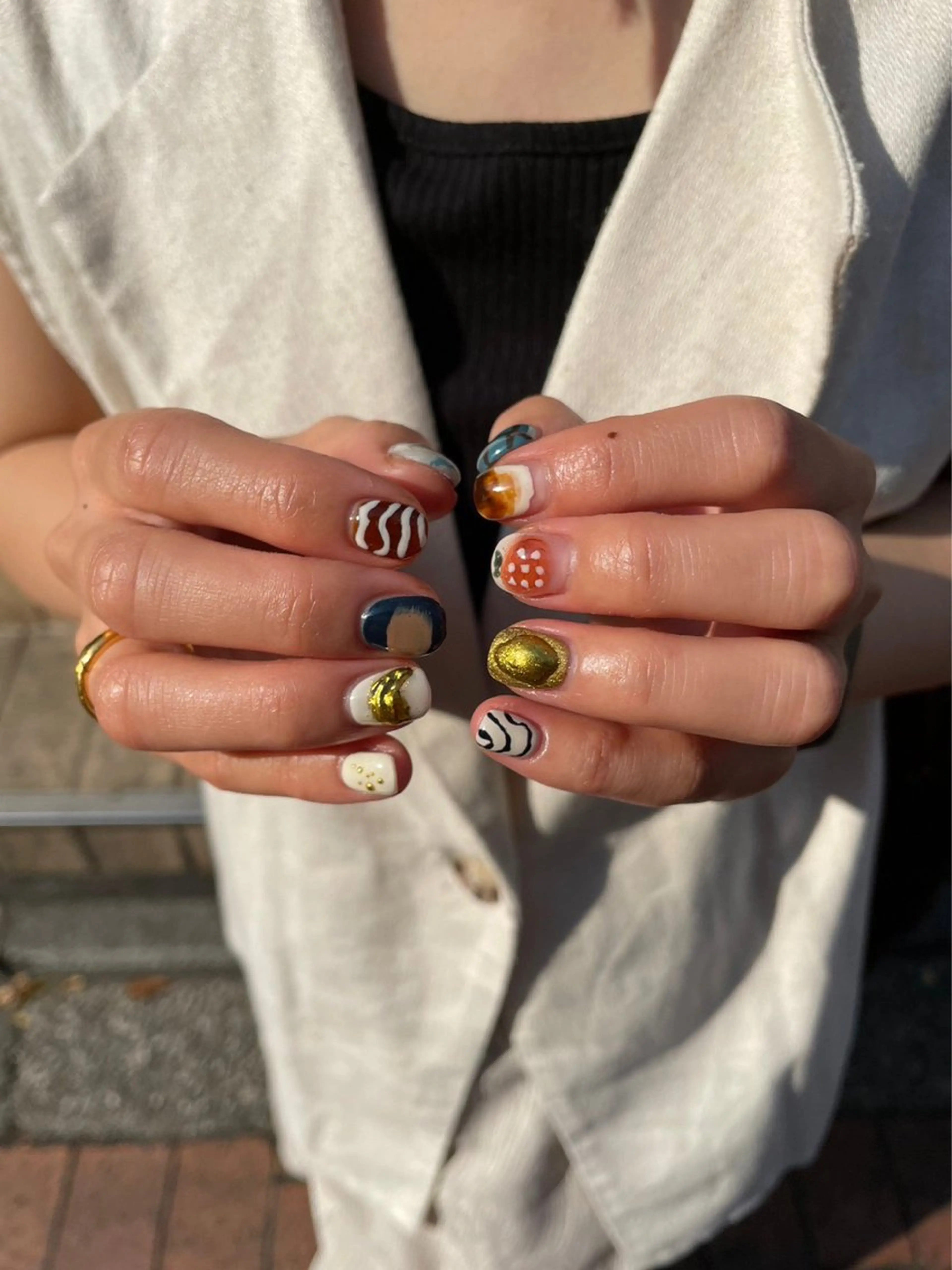 ショート カラー ネイル ハイトーン特化 pepe🎀のヘアスタイル