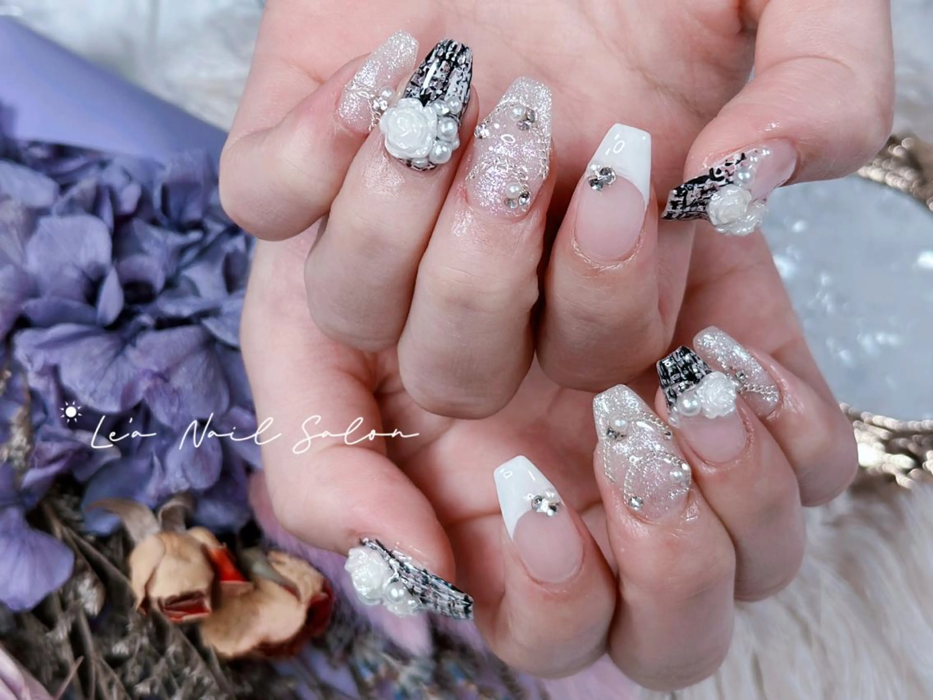 ショート カラー ネイル Lea NAILsalon所属・Le’a NailSalonのネイルデザイン