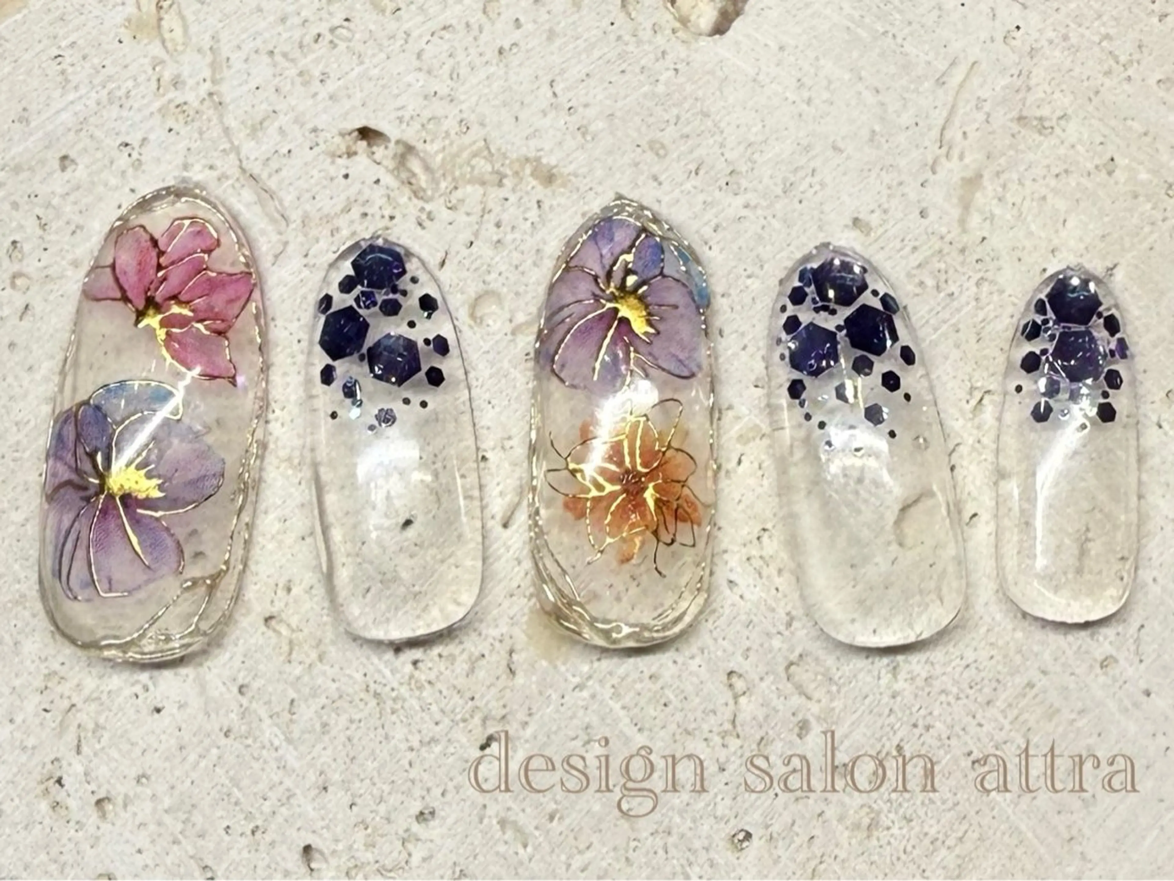 ネイル ハンドネイル 糀屋 彩奈のネイルデザイン