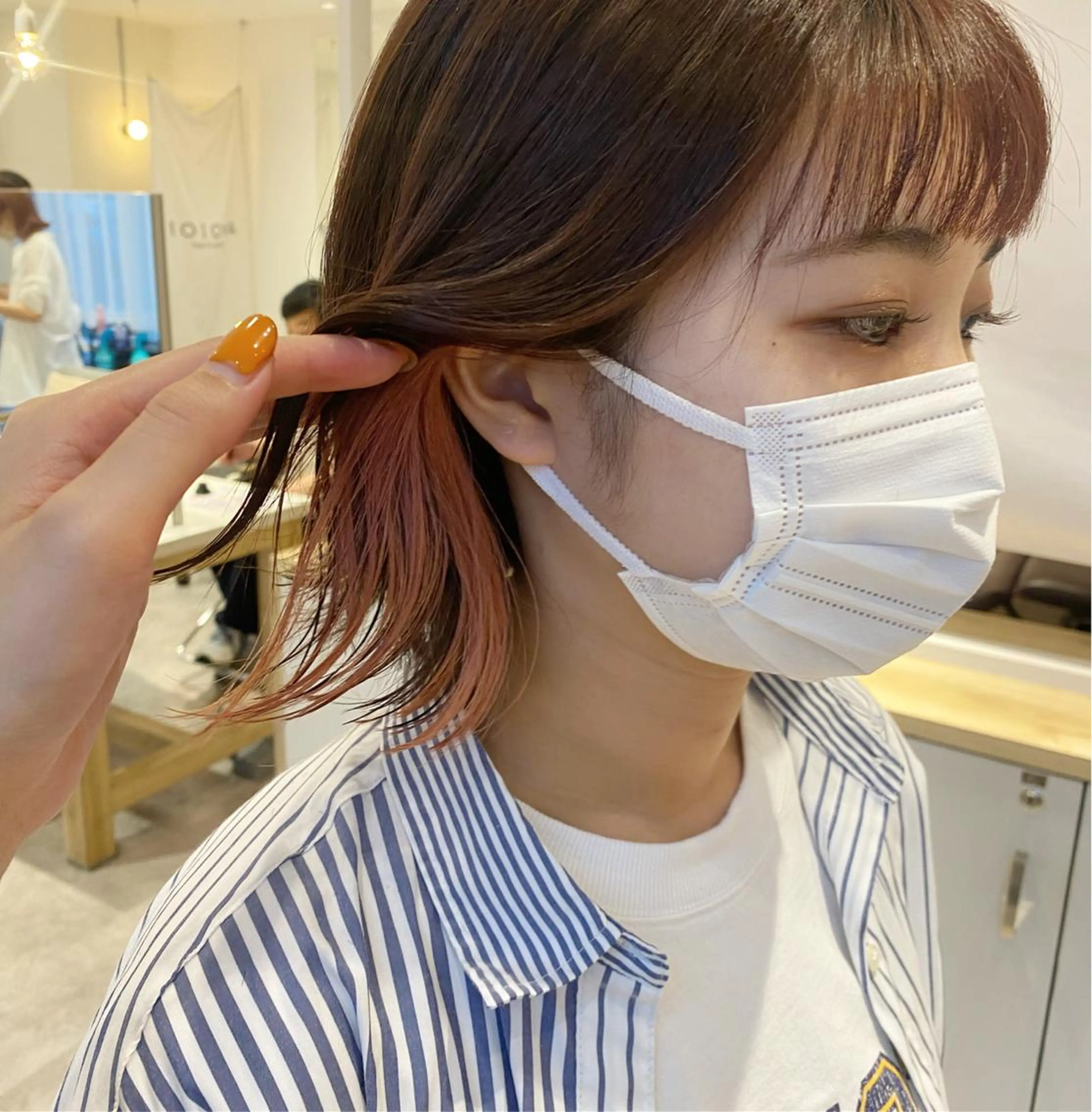 ミディアム カラー イヤリングカラー インナーカラー ピンクカラー Seymour  and    Sons所属・🌷Asuka /レイヤーカット🌷のヘアスタイル