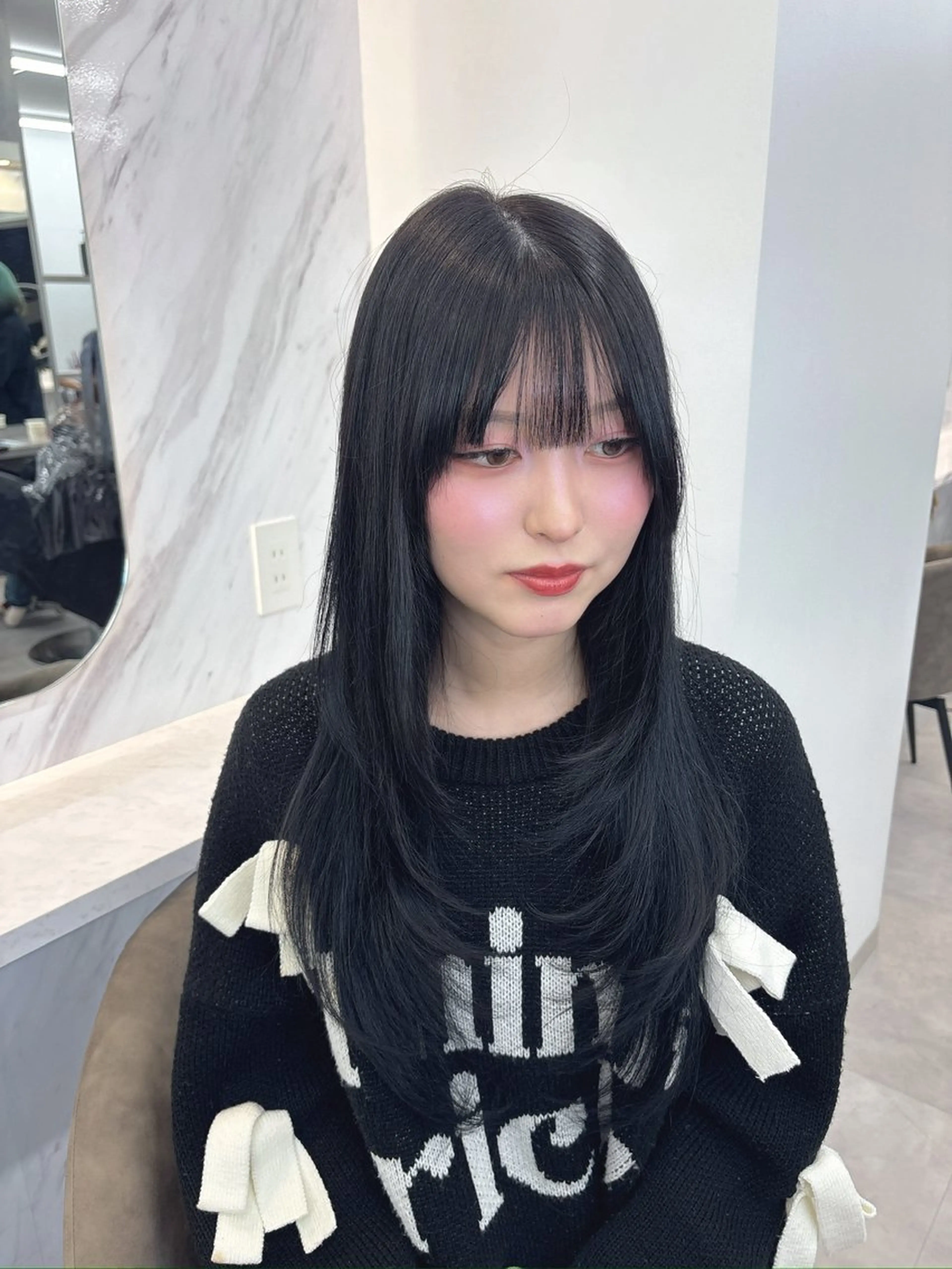 ロング エクステ Lapis所属・韓国レイヤーカット/ AIRIのヘアスタイル