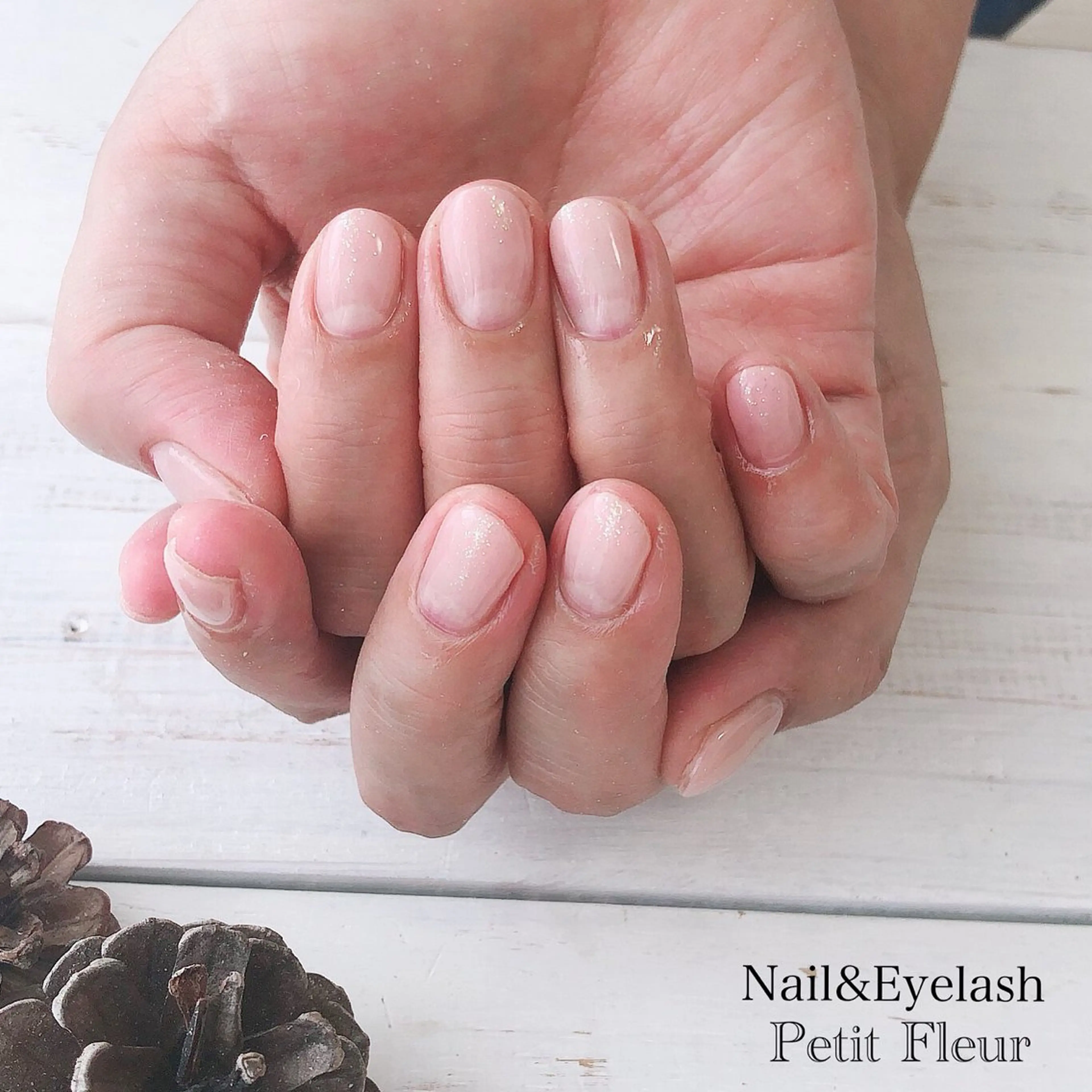 ネイル Petit Fleur所属・青柳 亜梨奈のマツエク・マツパデザイン