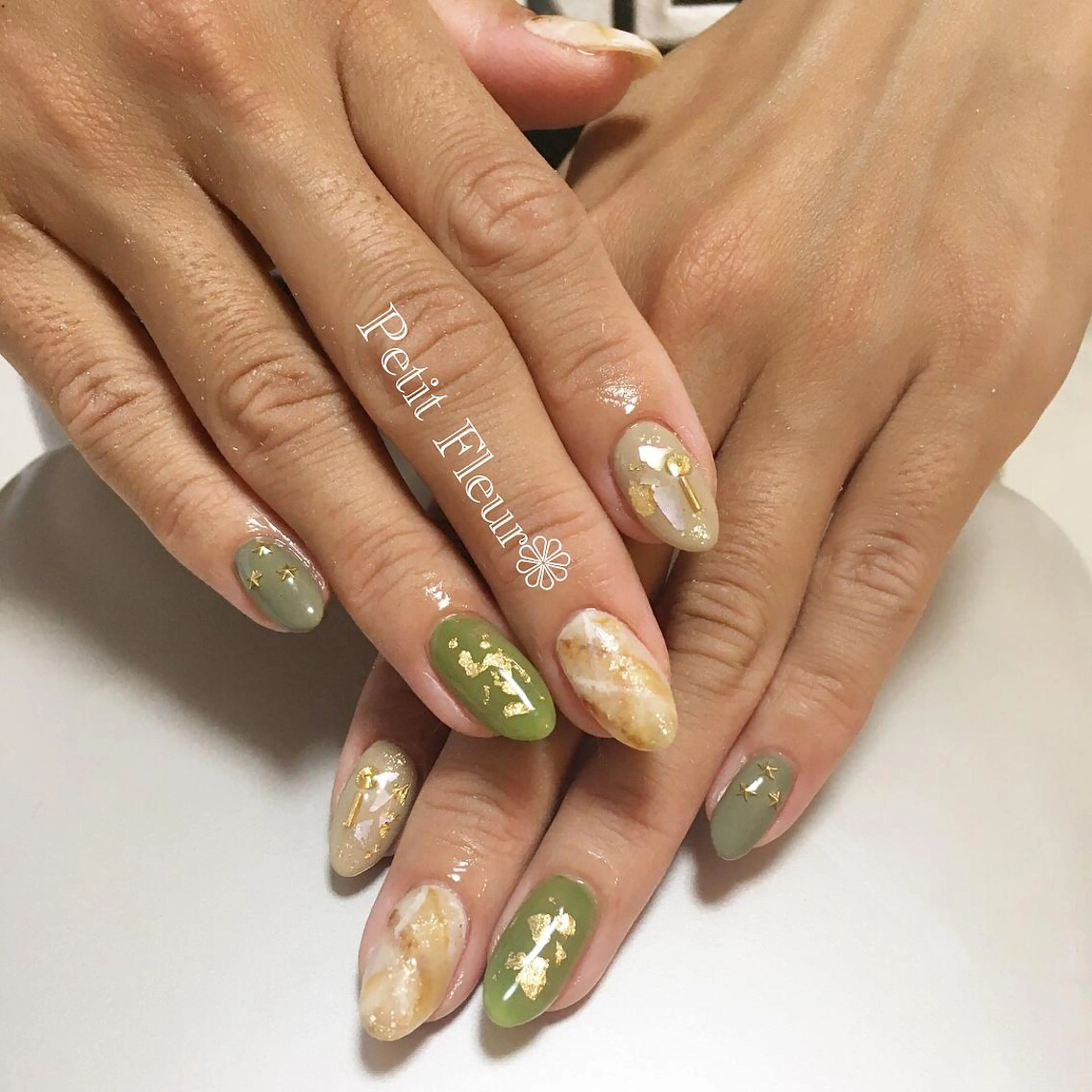 ネイル アートネイル マットネイル Petit Fleur所属・青柳 亜梨奈のマツエク・マツパデザイン