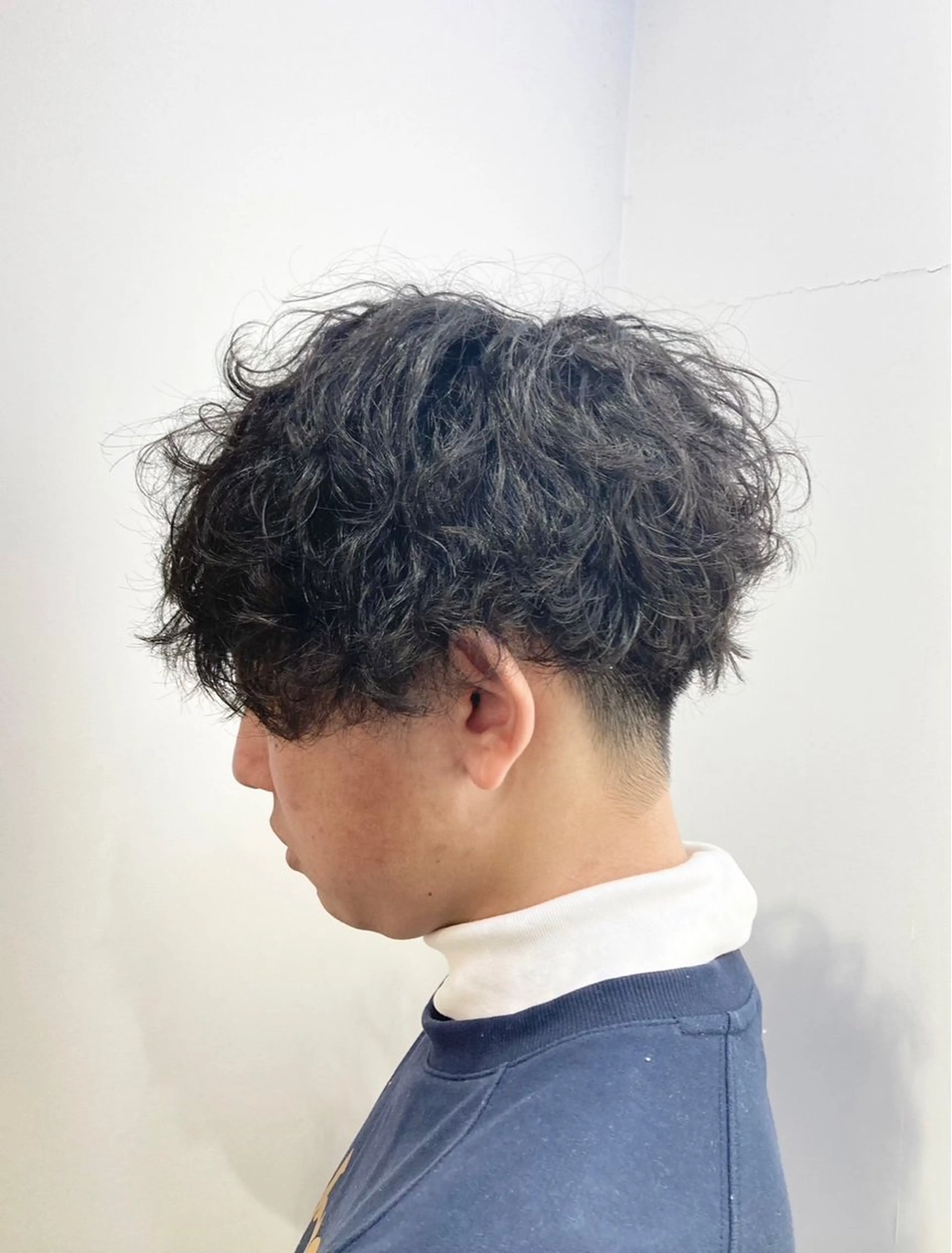 メンズ メンズパーマデザイン 暖色◎城陽菜🎠🎀のヘアスタイル