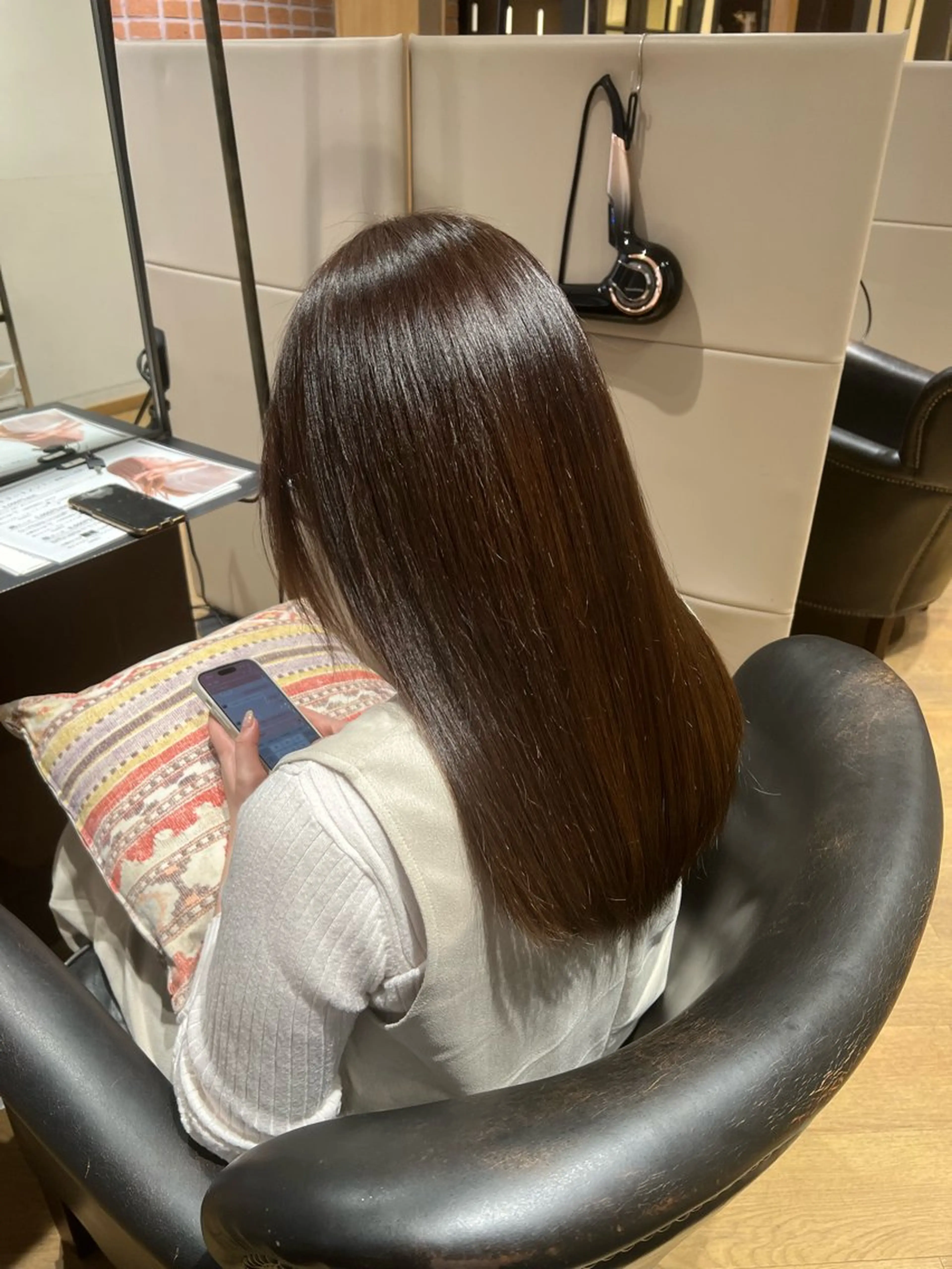 カラー ベージュカラー 朝海 明華のヘアスタイル