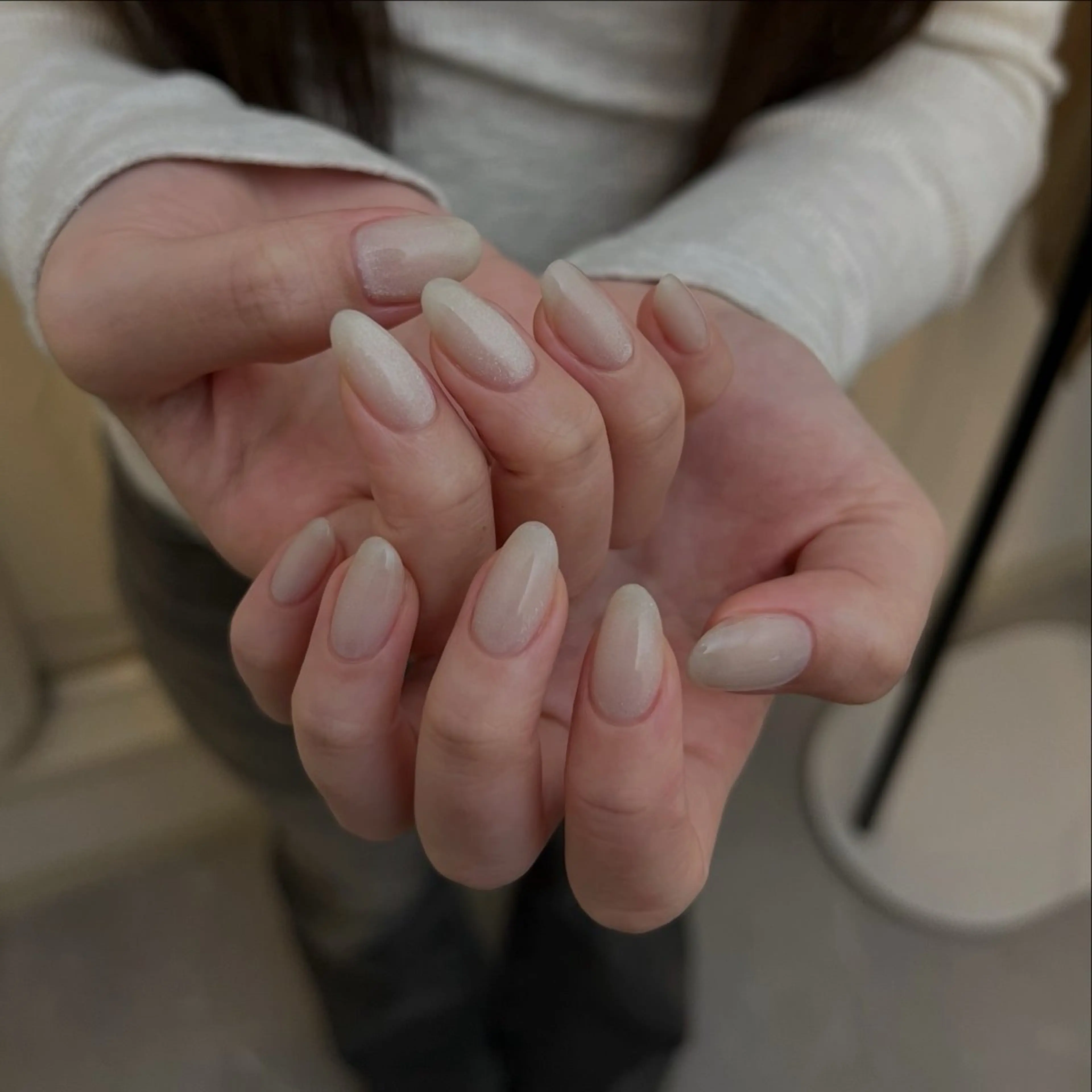 ネイル マグネットネイル ホワイト urun eriのネイルデザイン