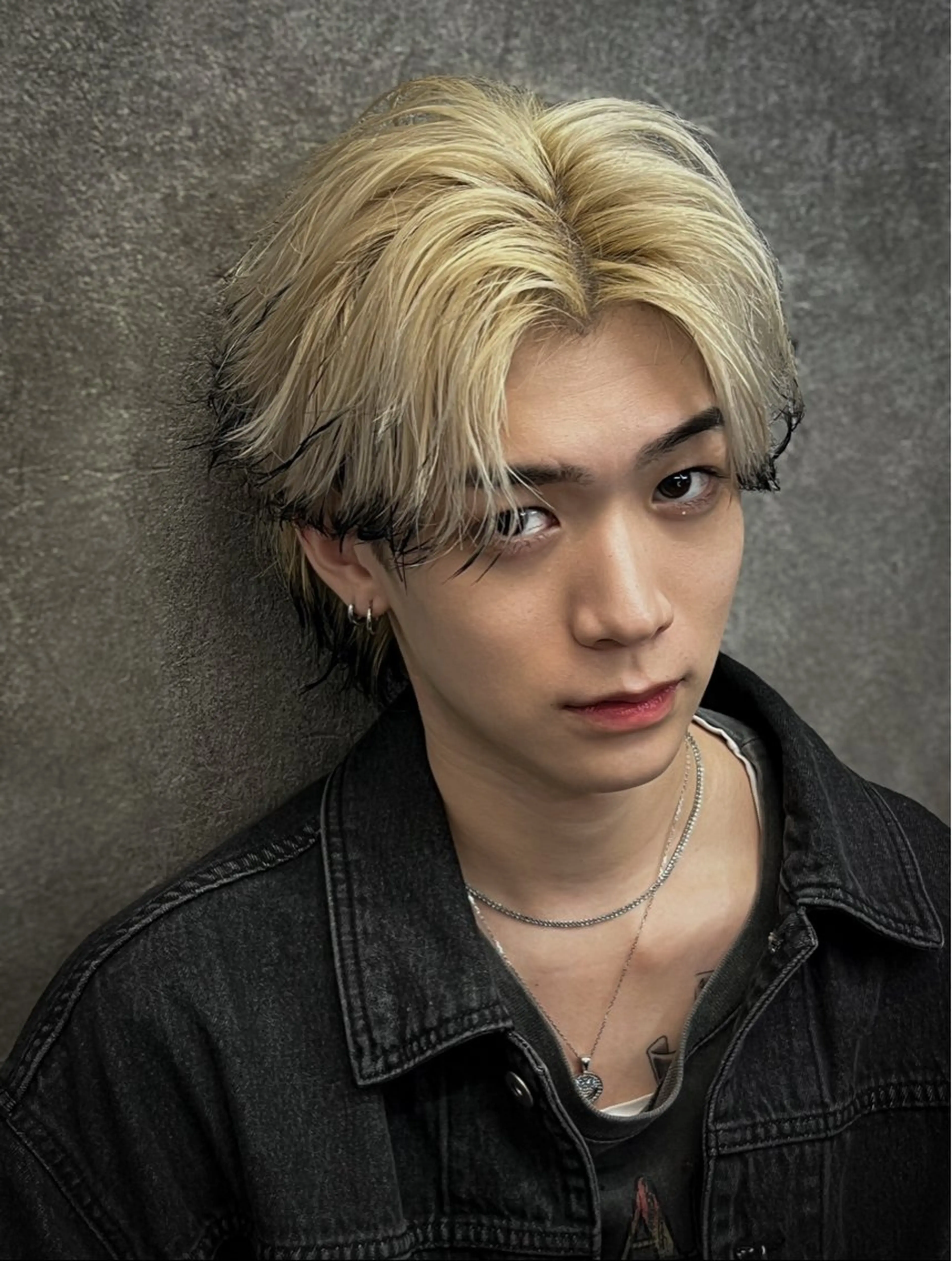 ショート カラー パーマ メンズ フェザーパーマ メンズパーマ ショートヘア カット ヘアカラー メンズウルフ特化🐺 🔥長山耕大🔥のヘアスタイル