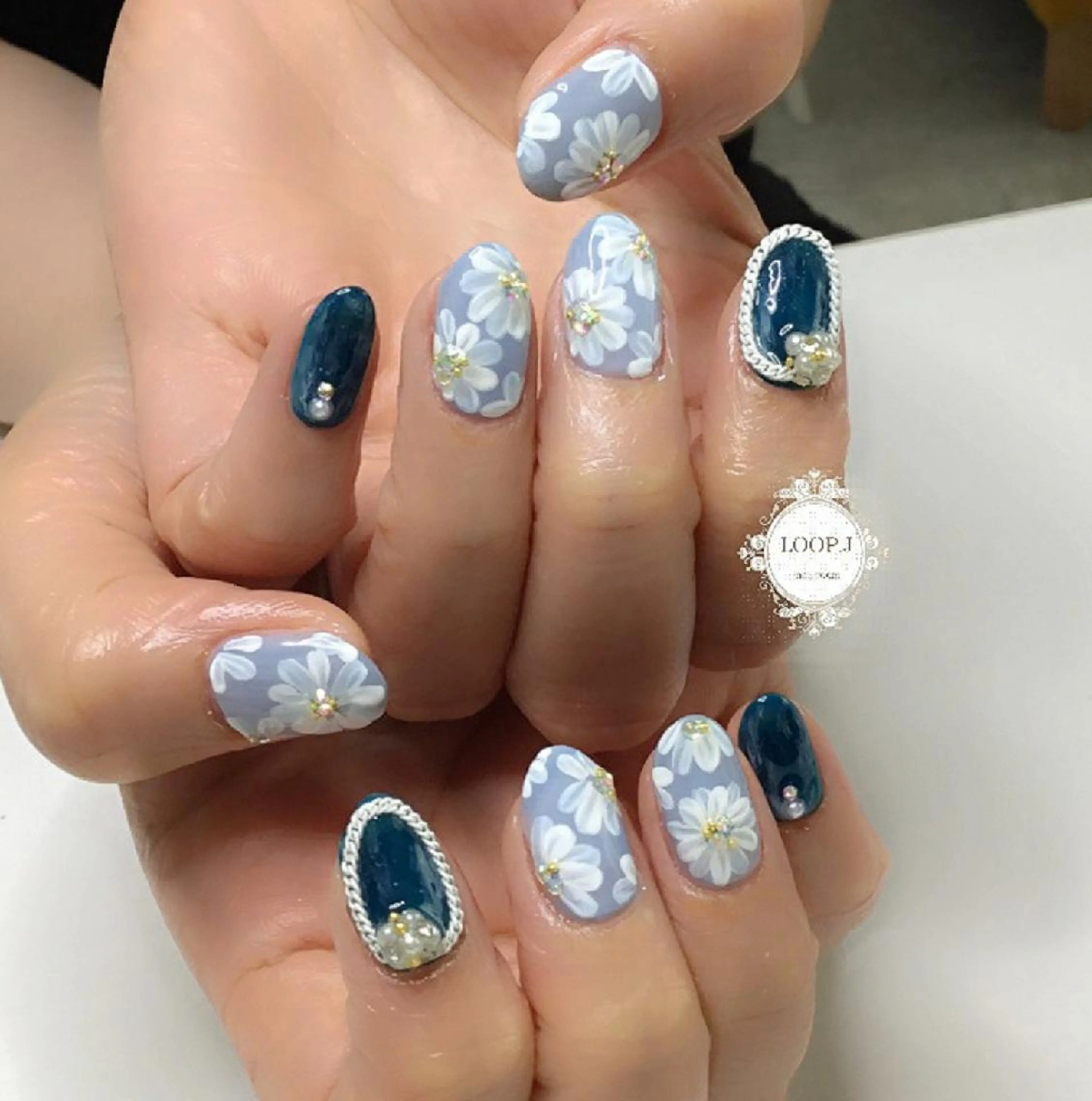 ネイル おおくぼ めぐみのネイルデザイン