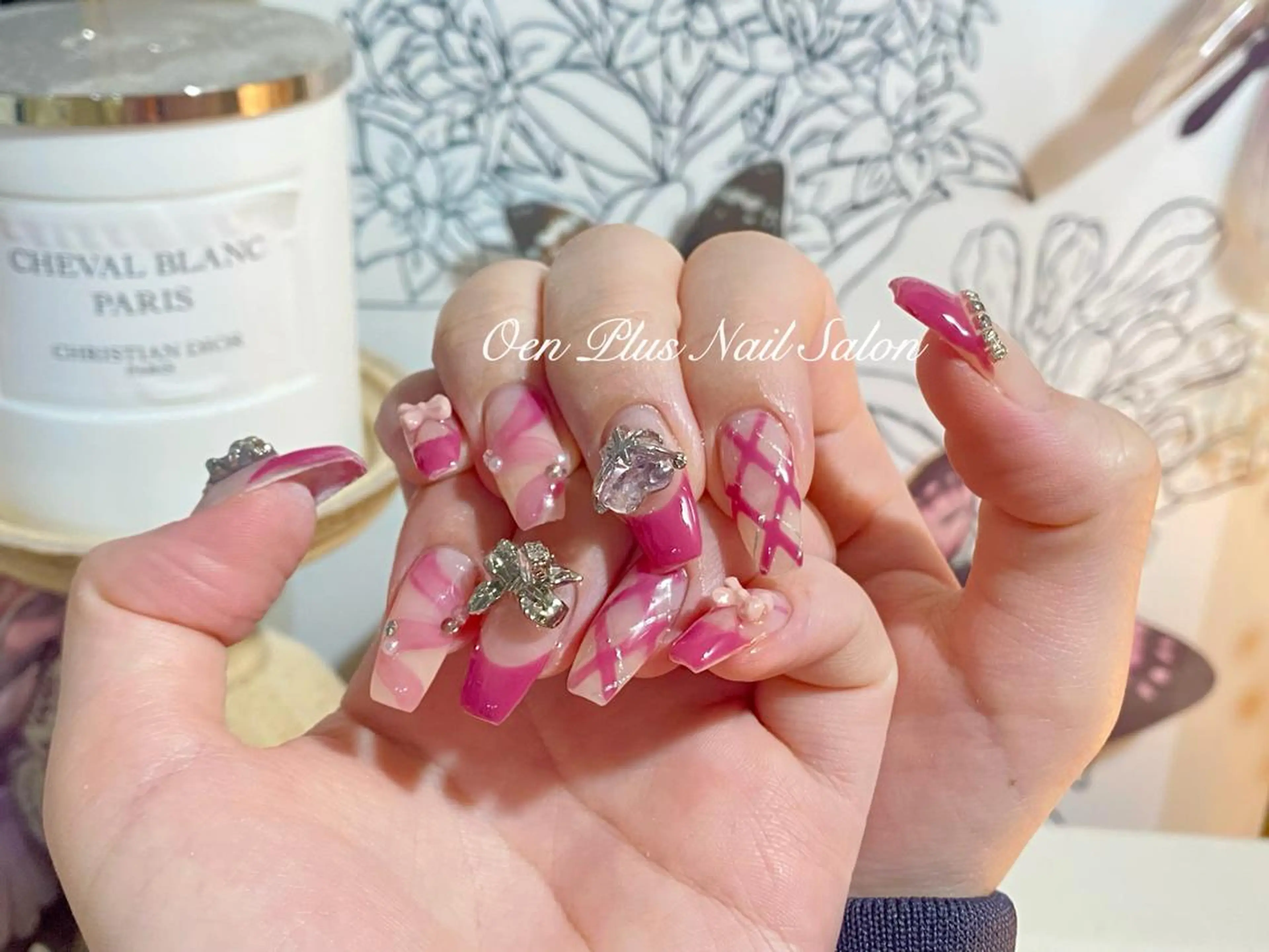 ネイル One Plus Nail Salonのネイルデザイン