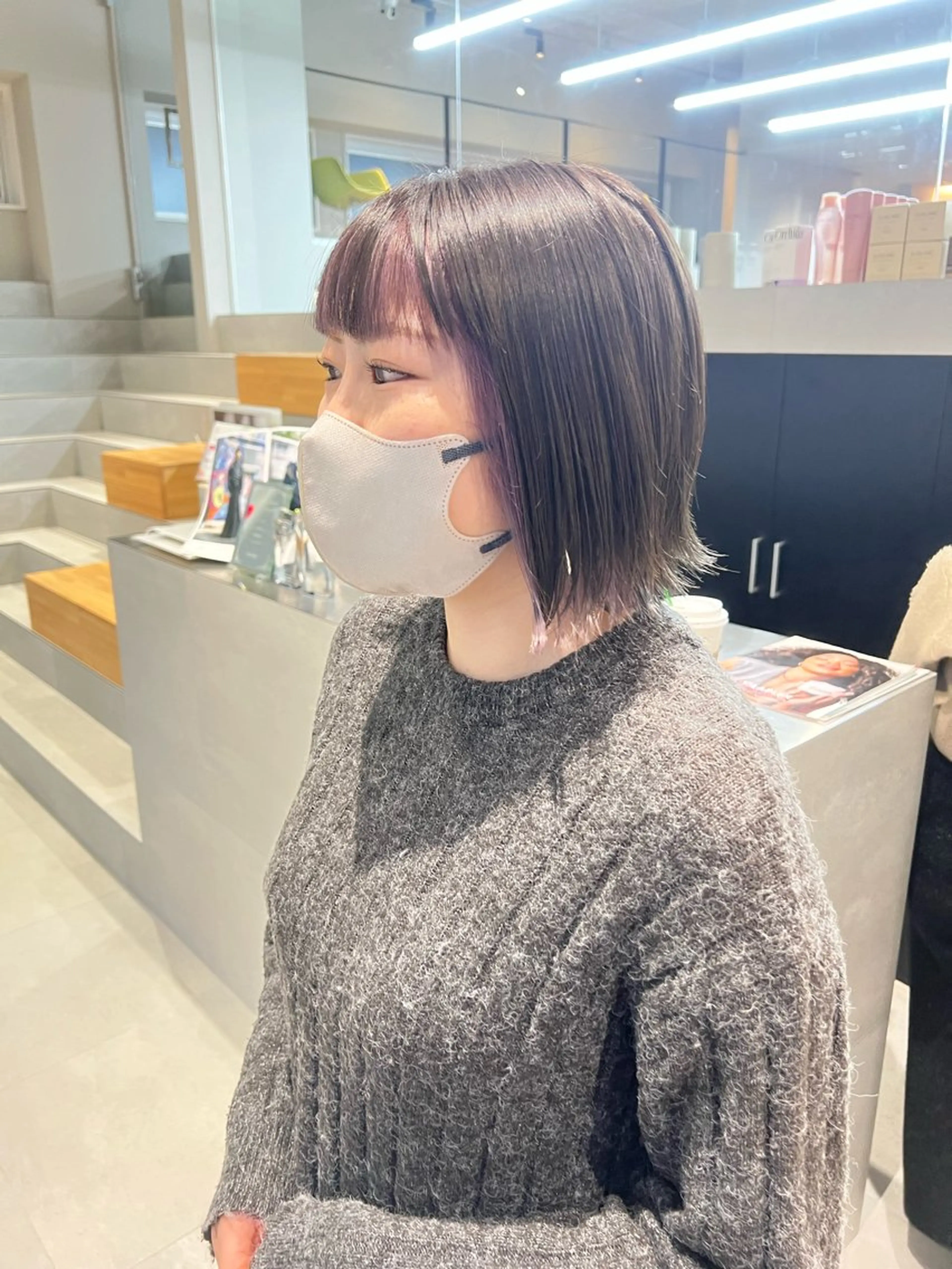 ショート カラー ミストバング ダークグレー ダークグレージュ グレージュ カット ヘアカラー トリートメント 吉沢遣人/レイヤー 艶カラー/抜け感のヘアスタイル