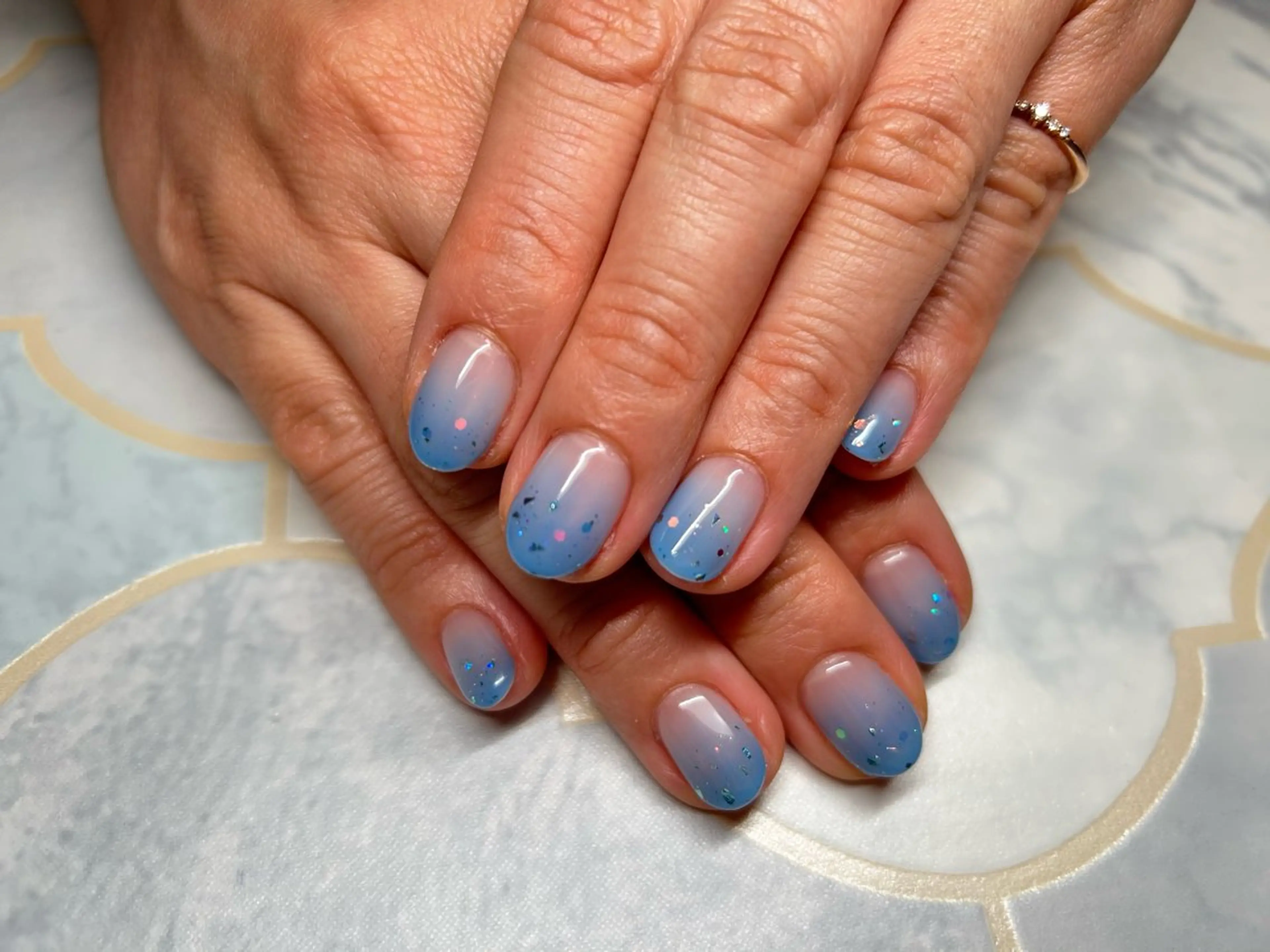 ネイル グラデーション シンプルネイル Lisa’s Salonのネイルデザイン