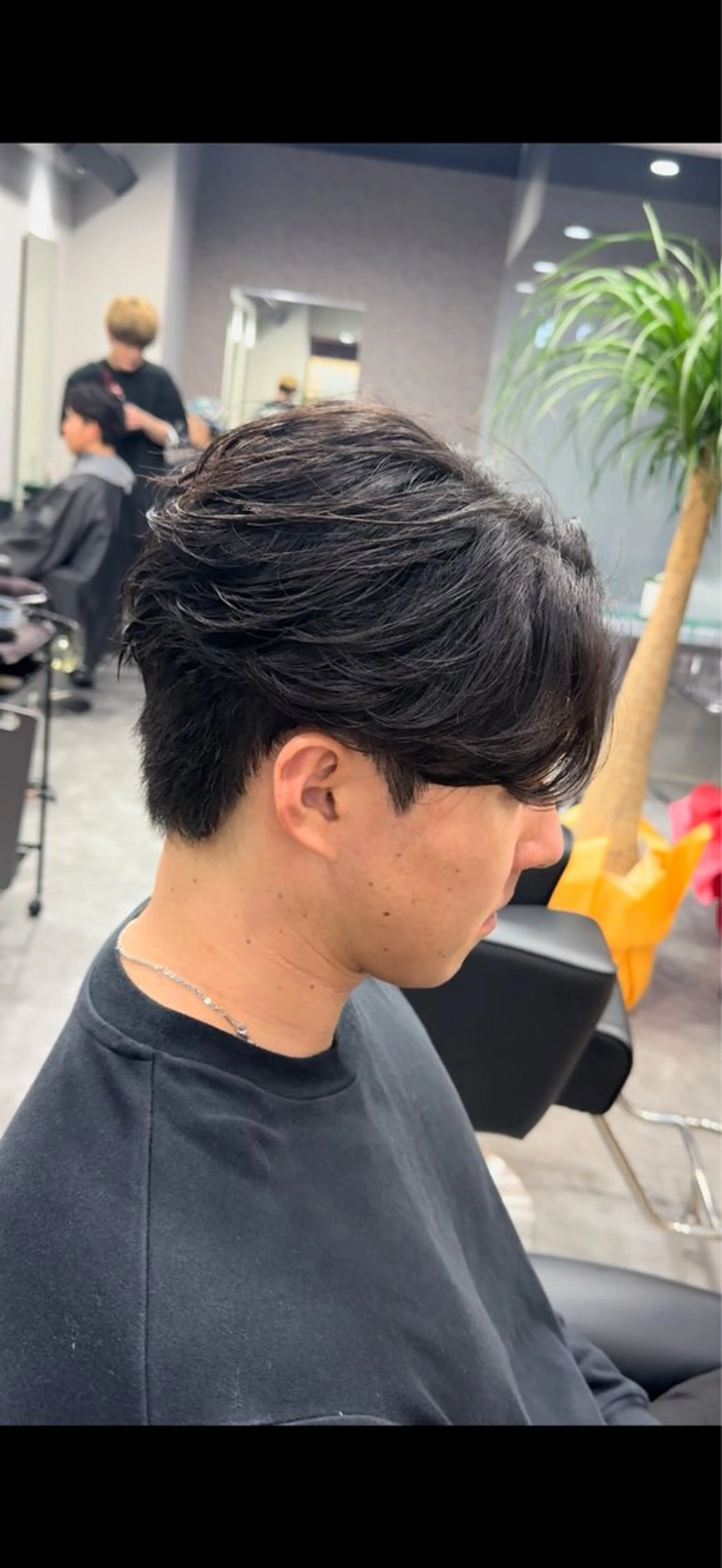 メンズ 縮毛矯正 本田 有里のヘアスタイル