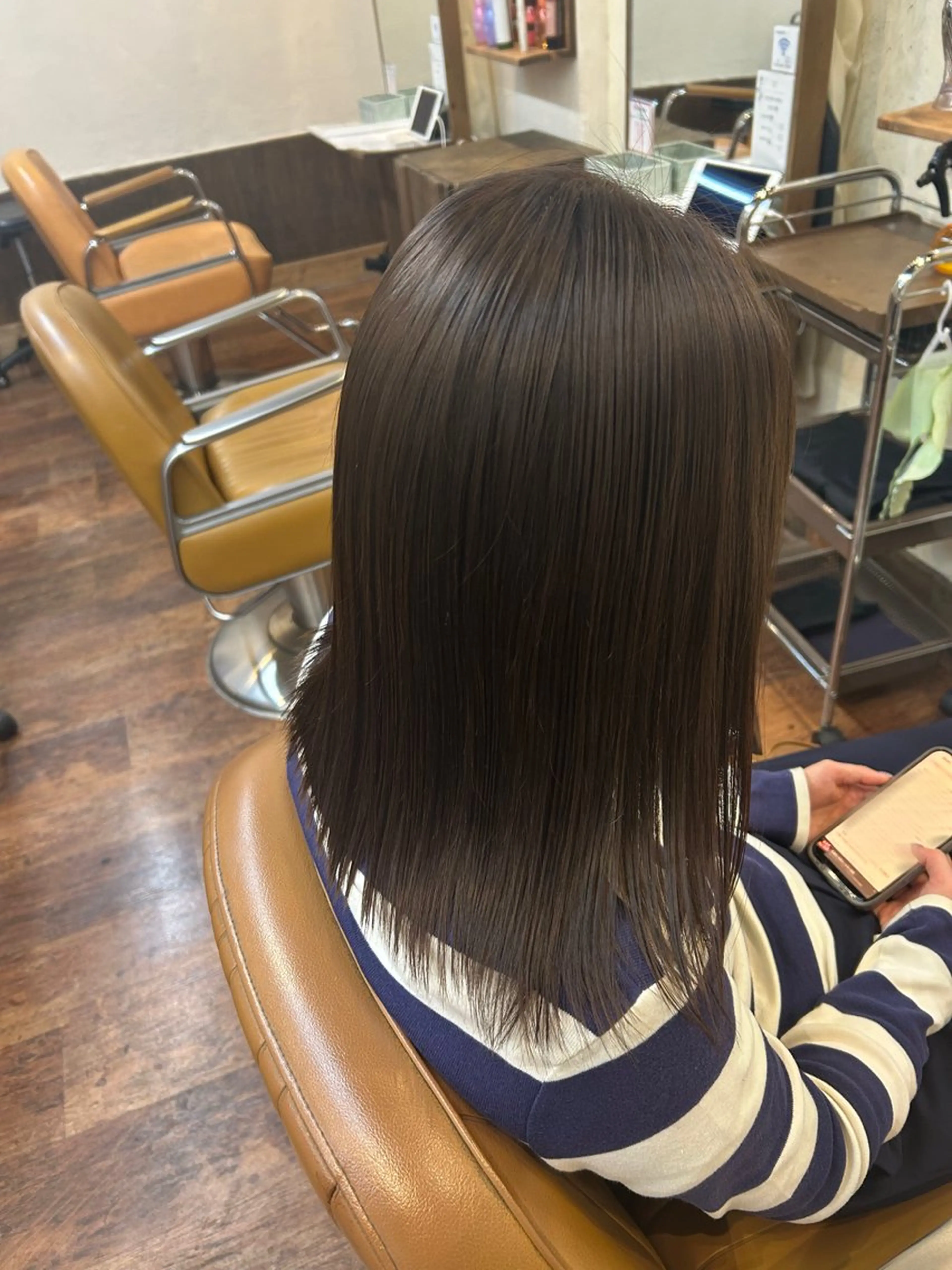 ミディアム カラー ヘアカラー トリートメント 木戸 彩乃のヘアスタイル