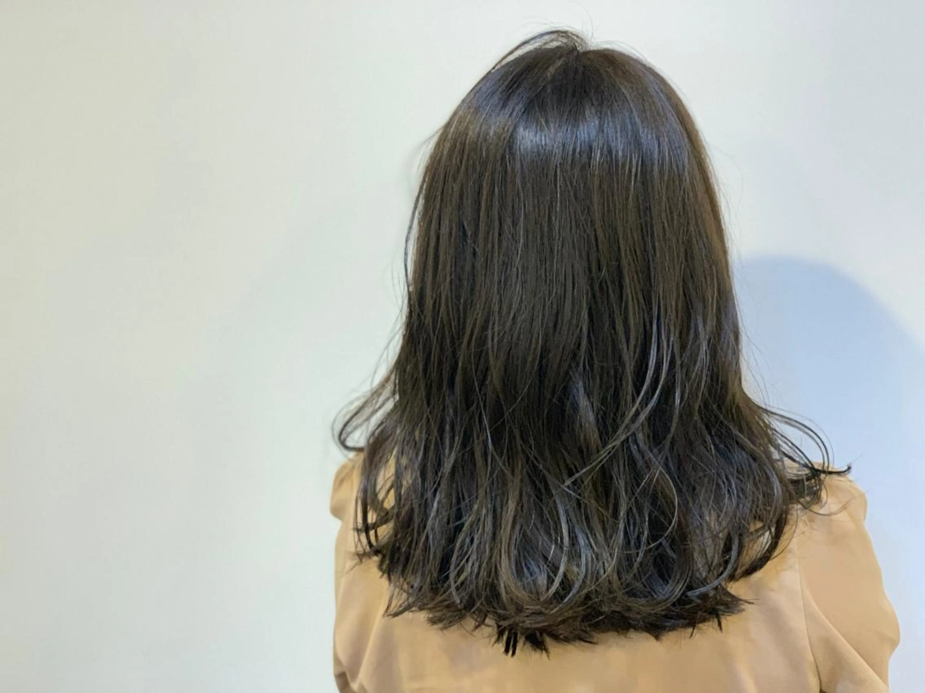 セミロング カラー アッシュ ベージュカラー ヘアカラー トリートメント IORI #韓国ヘア#髪質改善のヘアスタイル