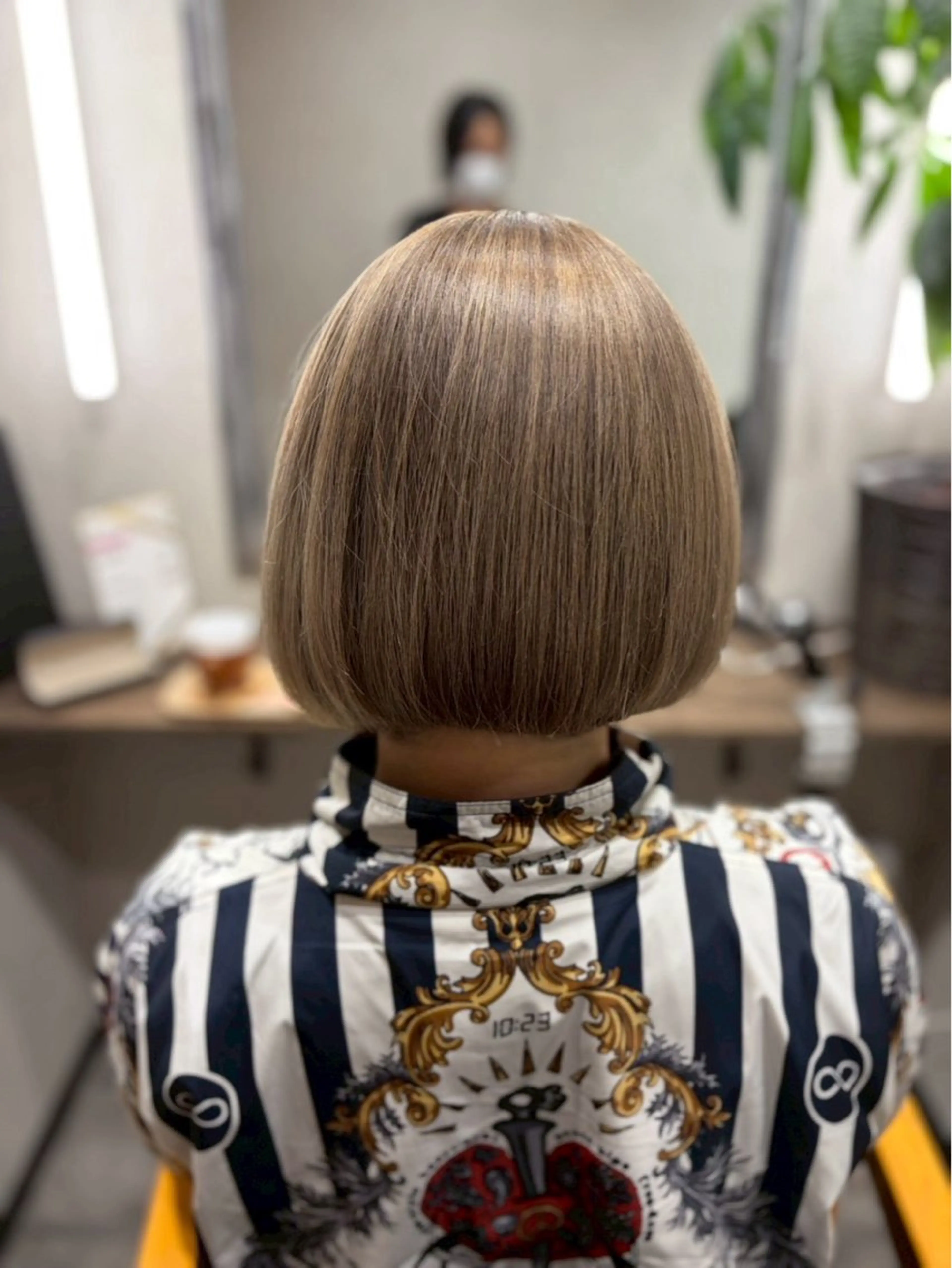 ショート ヘアカラー トリートメント 白鳥 正孝のヘアスタイル