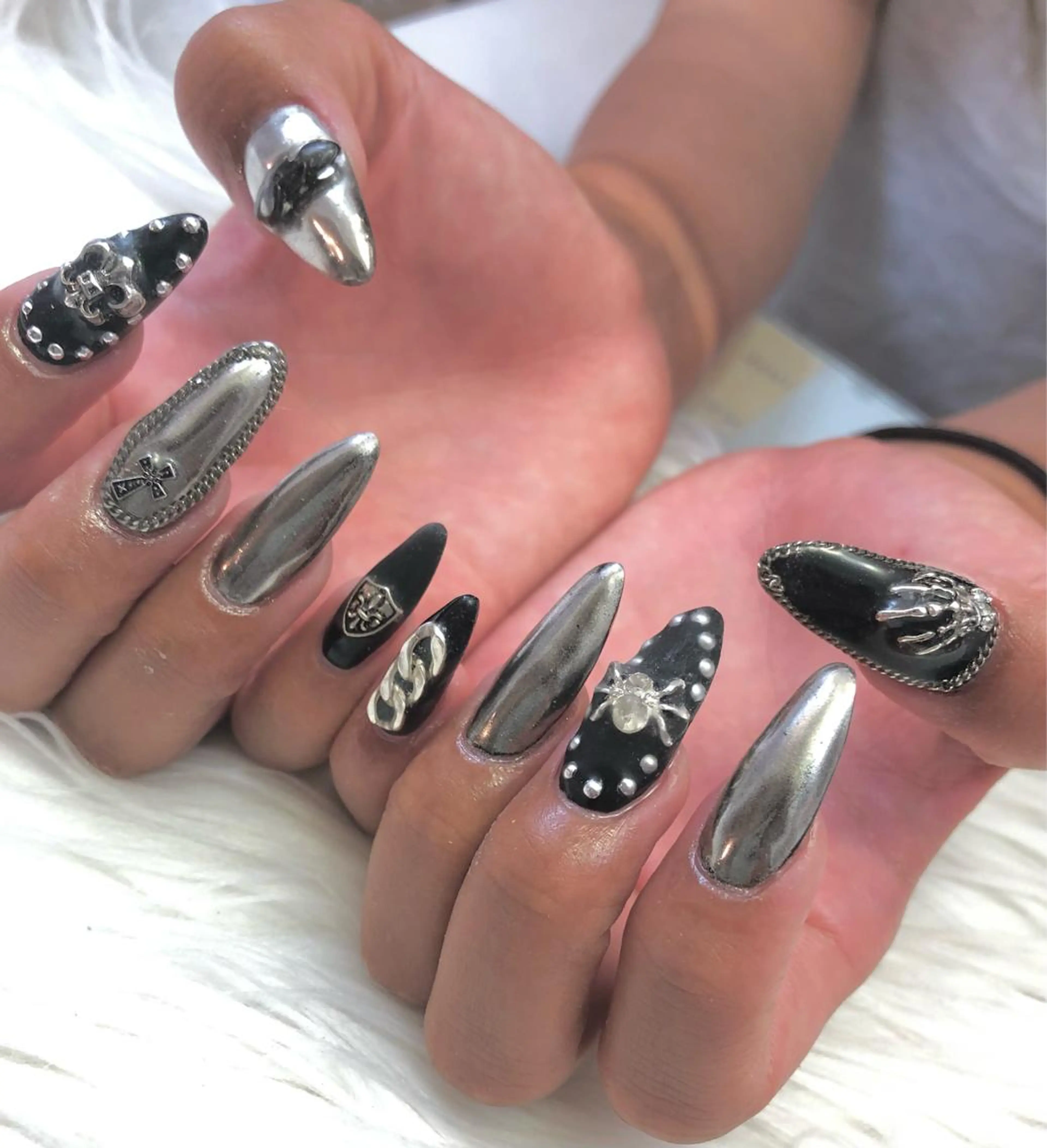 ネイル グレースレディ所属・深爪矯正長さ出し専門 グレースレディのネイルデザイン