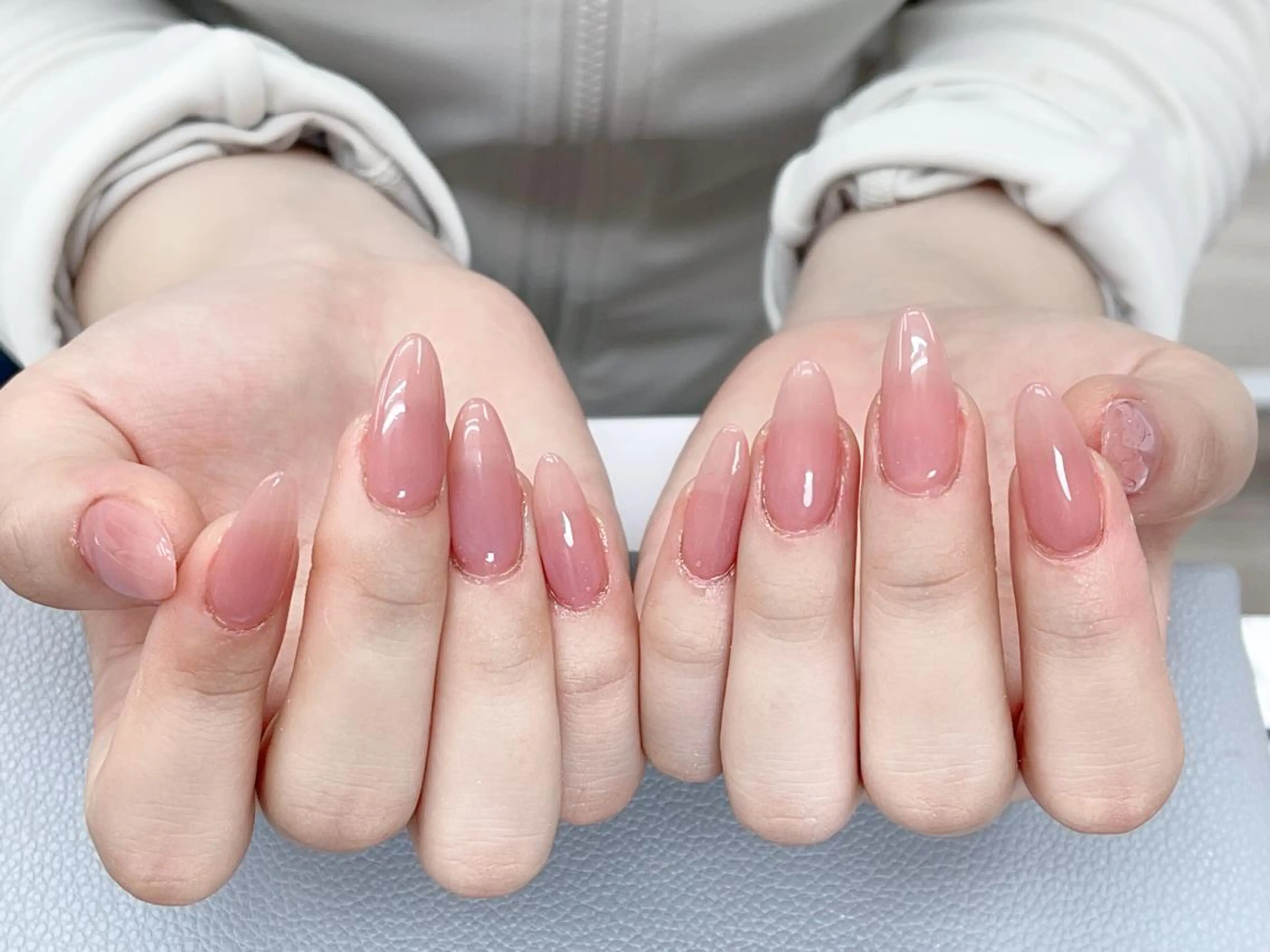 メンズ ネイル アートネイル フレンチネイル ジェルネイル キラキラネイル パラジェル Bloom kabukiのネイルデザイン