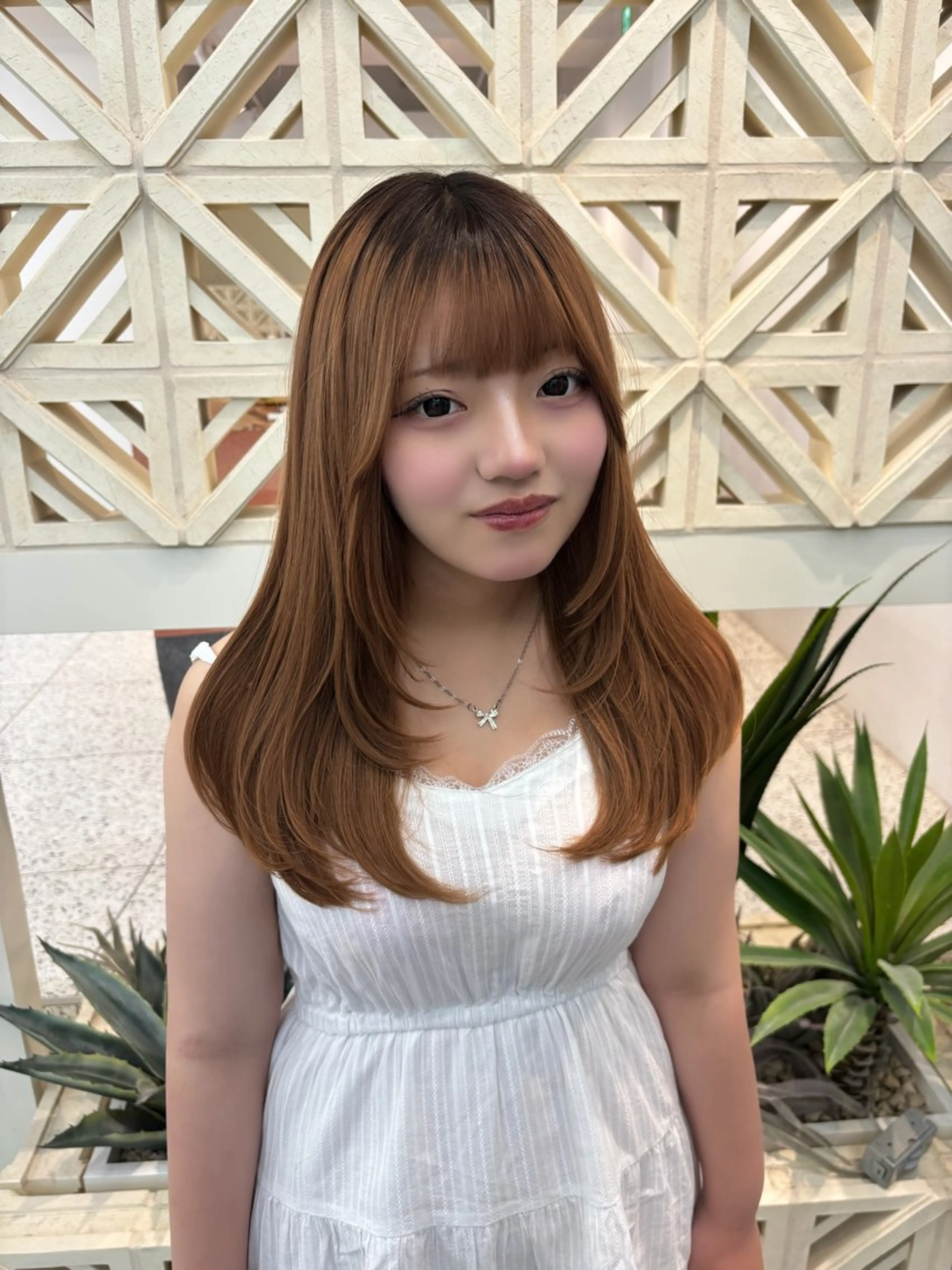 ロング レイヤーカット カット 伊藤 優里のヘアスタイル