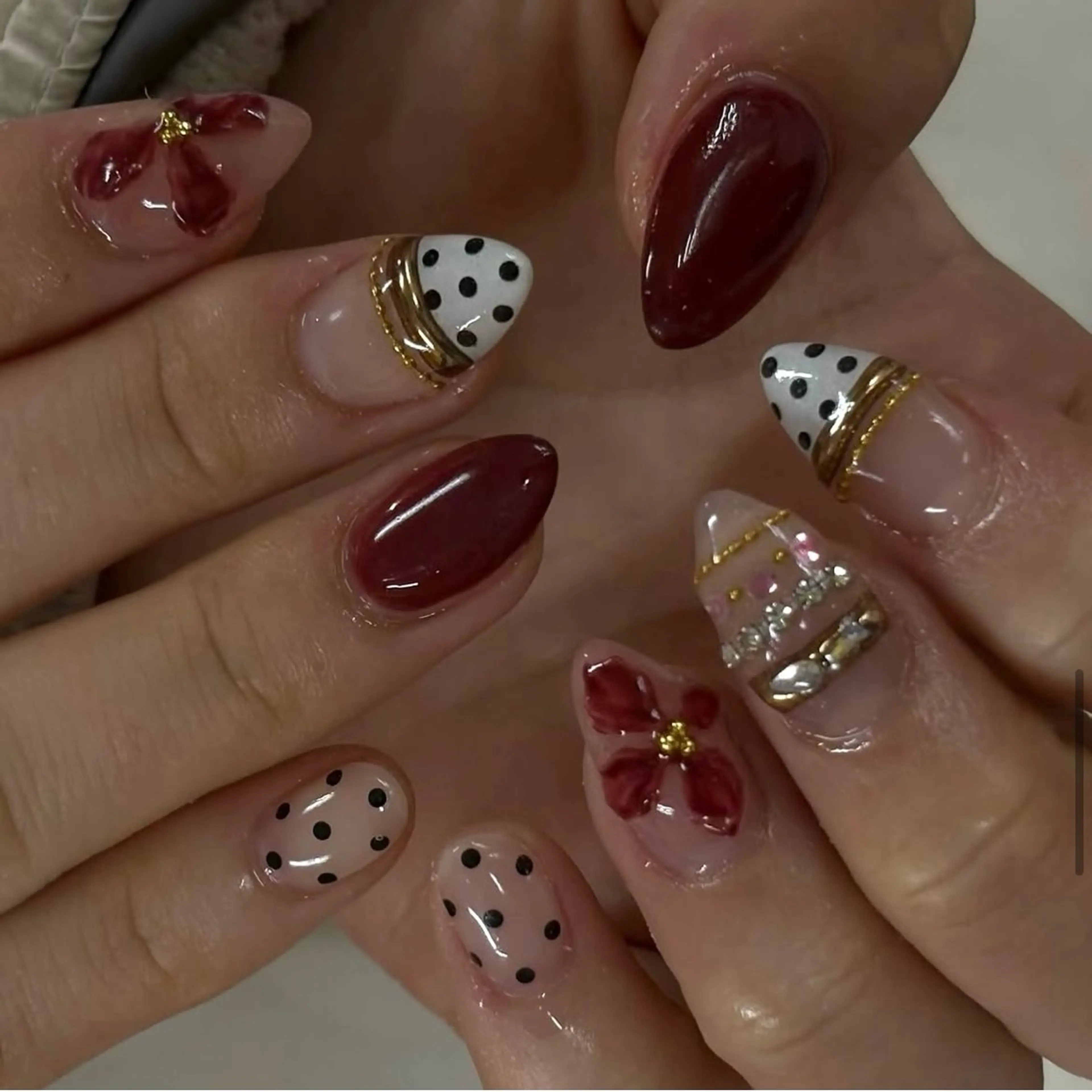 ネイル ハンドネイル フットネイル ゆびノさき +ikebukuroのネイルデザイン