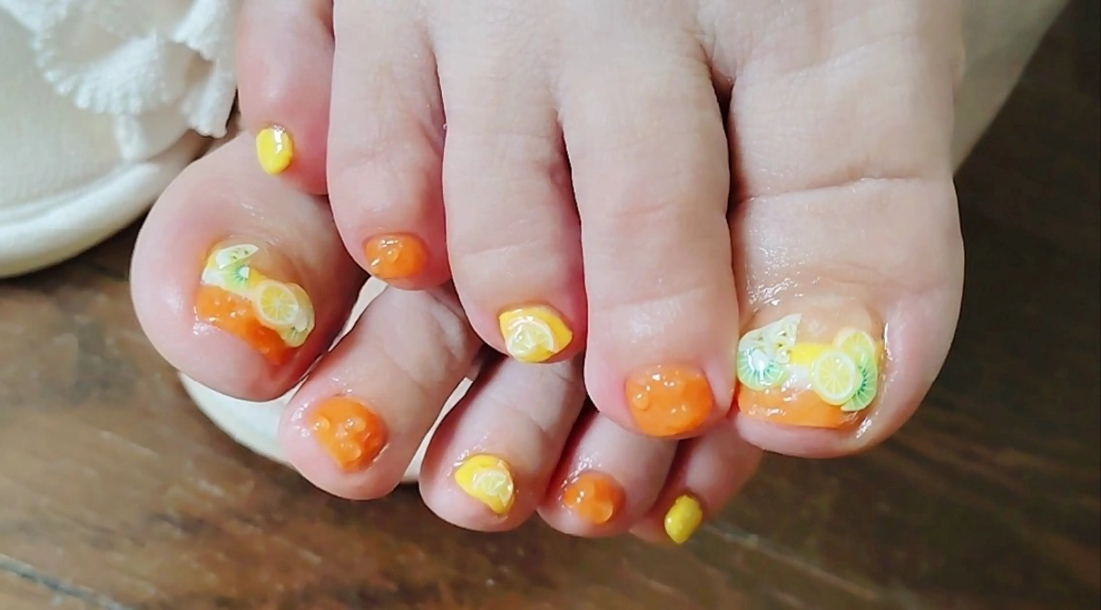 ネイル フットネイル Jewel SecretBaseのネイルデザイン