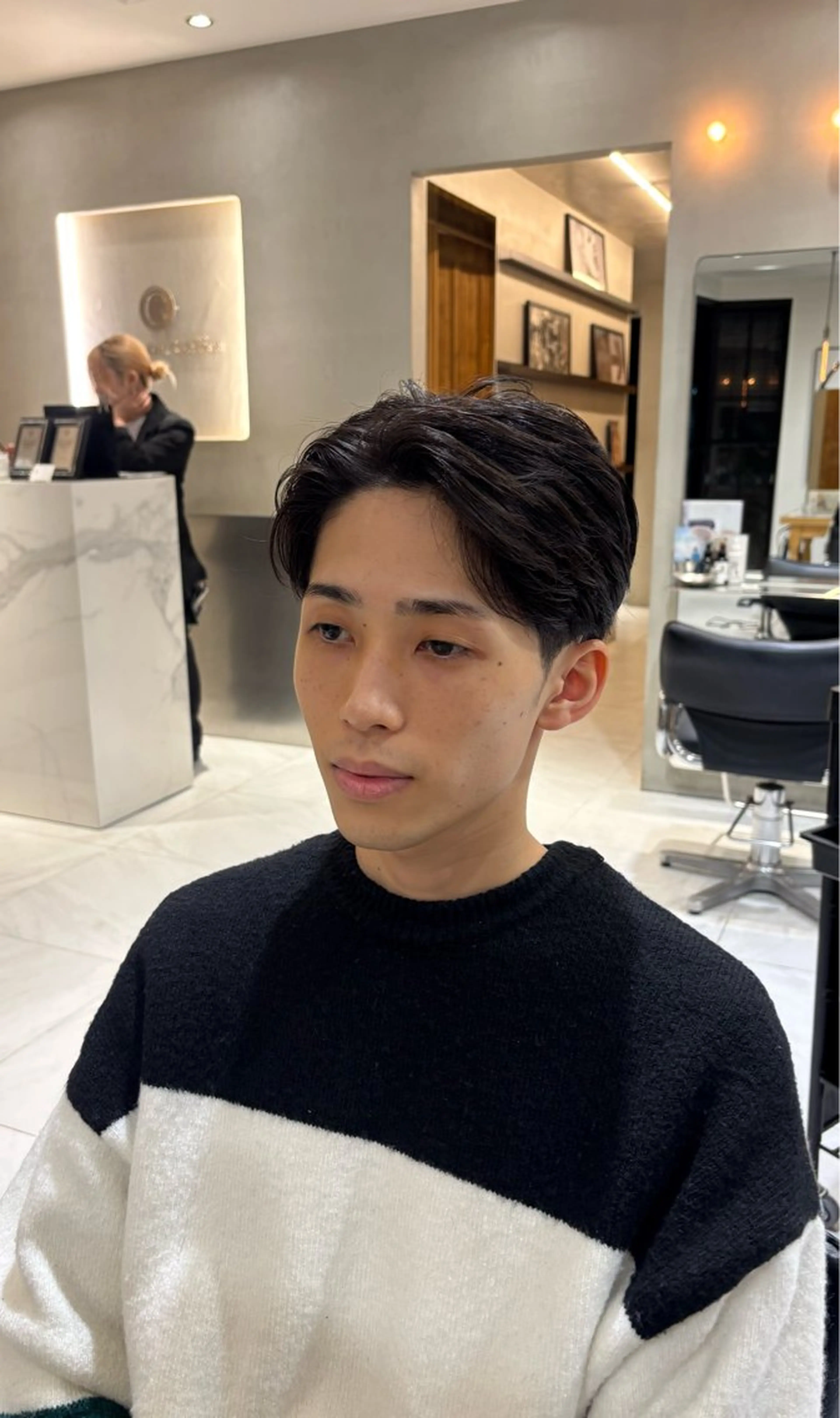 メンズ メンズパーマ カット 莉瑠 / モデル価格募集🐃のヘアスタイル