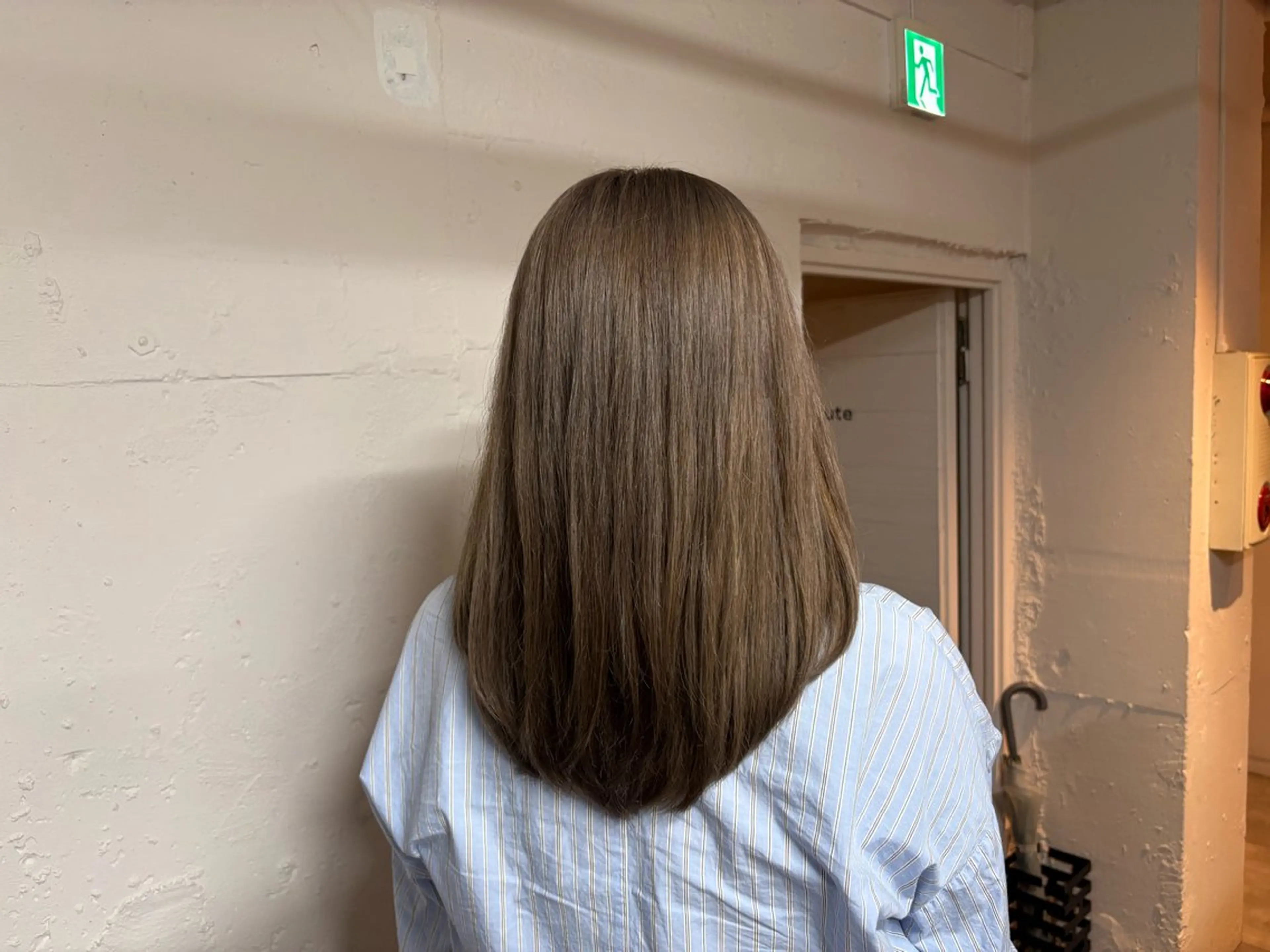 ミディアム ヘアカラー tokute 中野真咲🐺のヘアスタイル