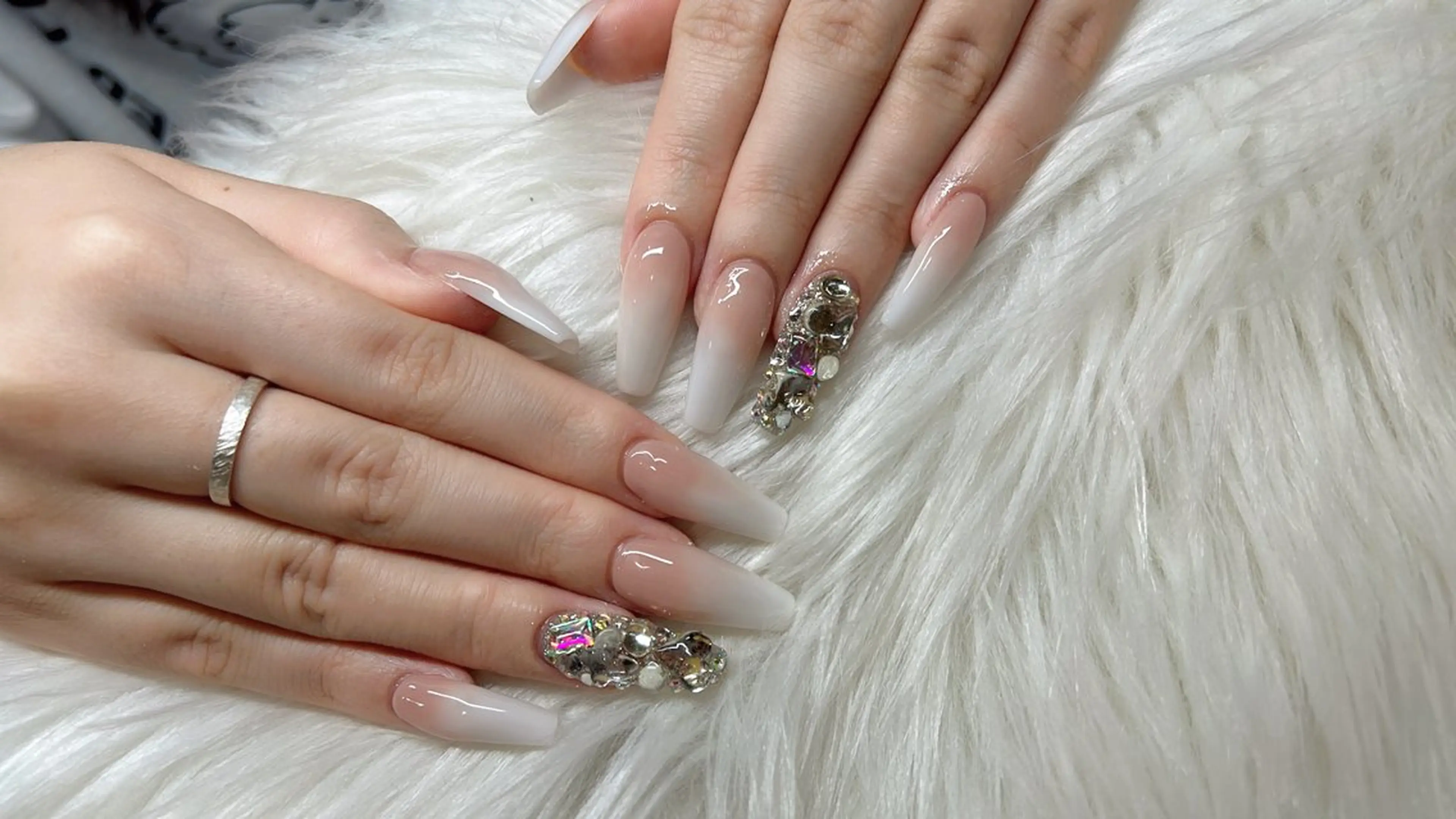 ネイル 《LB》ラブリエ Nail&eyeのマツエク・マツパデザイン