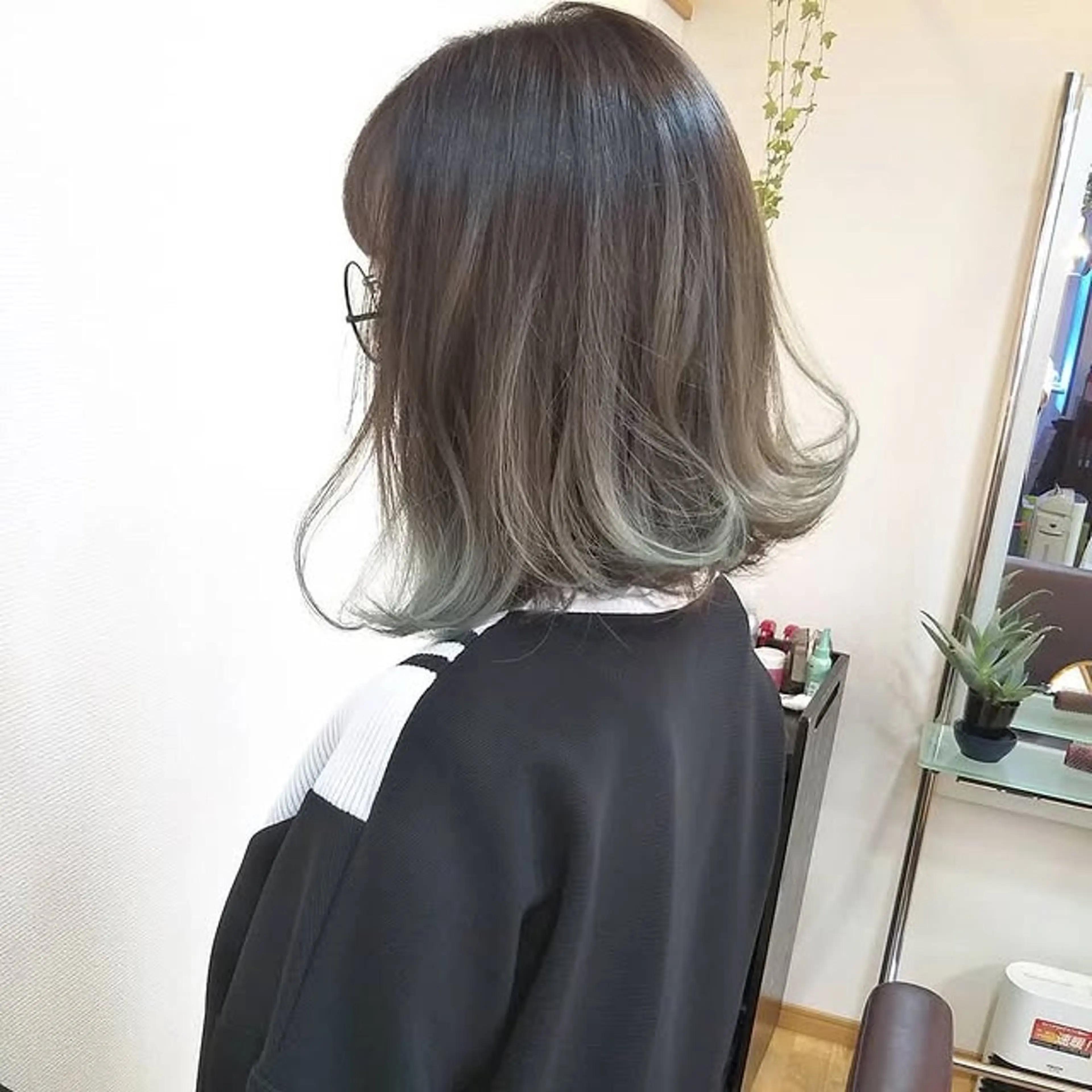 【ミニモ学割】🌈💇♀️ダメージレスなカラーで質感が綺麗カット+ホリスティックカラー+バレイヤージュ風ケアハイライトの写真