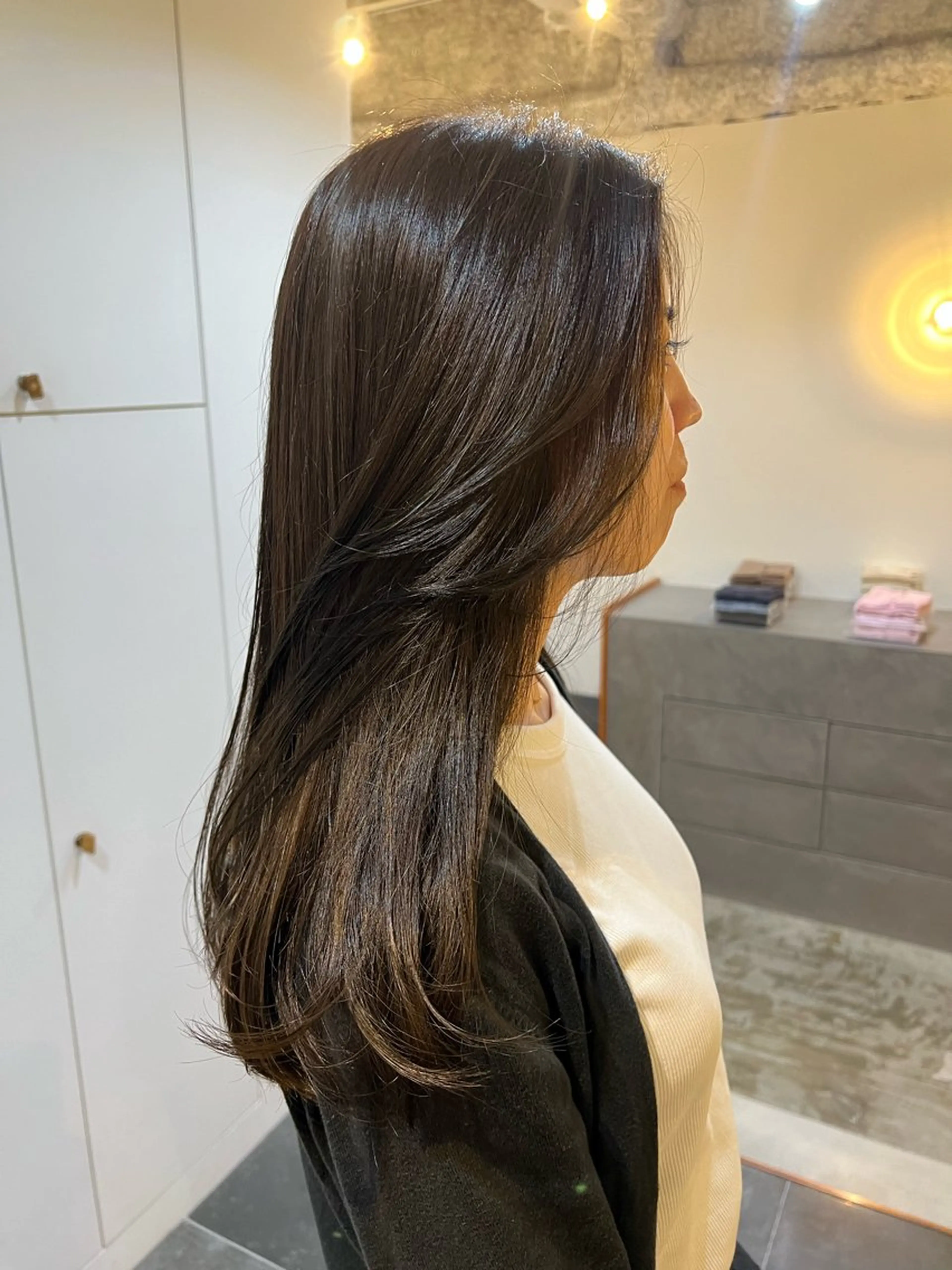 セミロング ヘアカラー 鈴木 三保のヘアスタイル