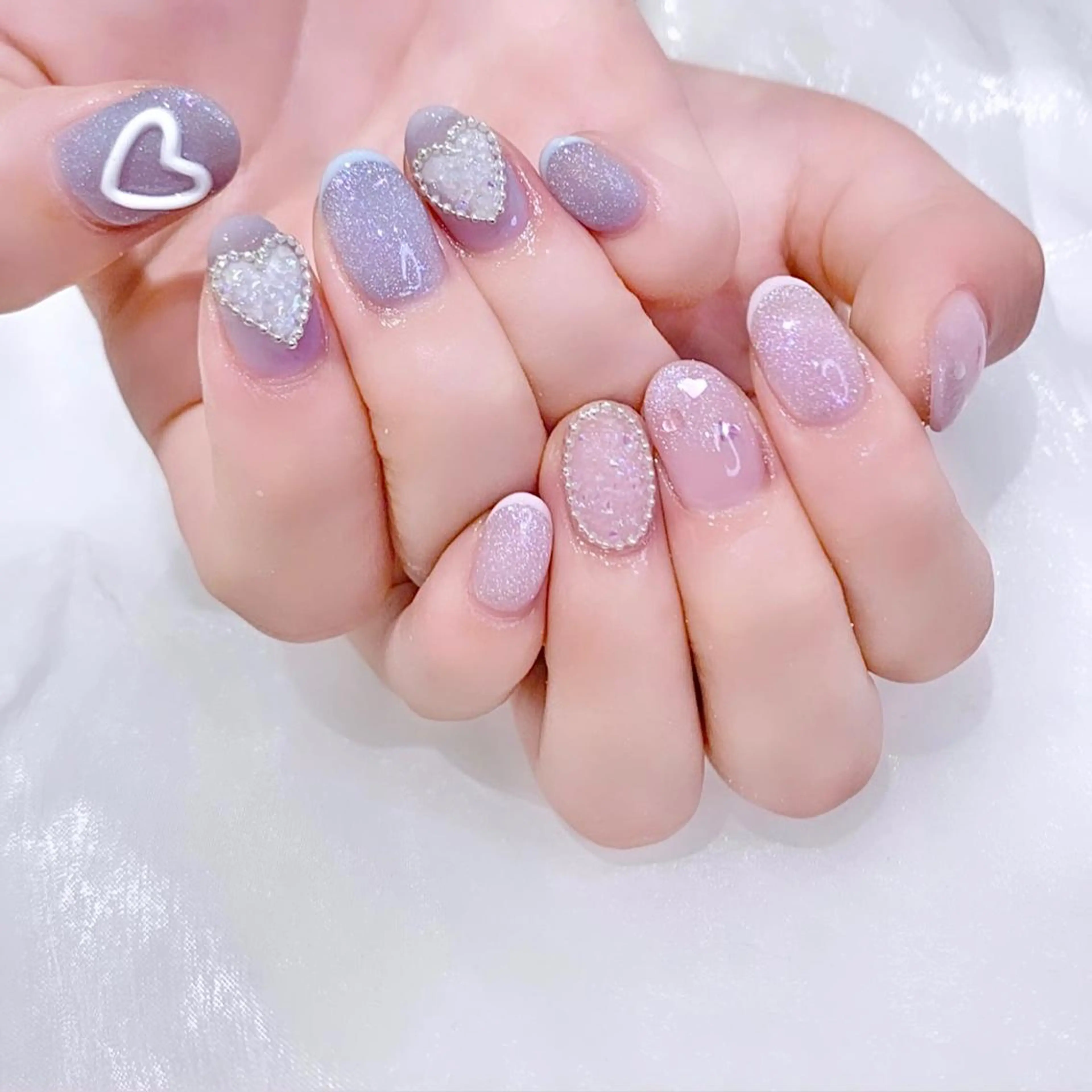 ネイル ハート マグネットネイル ハンドネイル Kanon 🤍のネイルデザイン