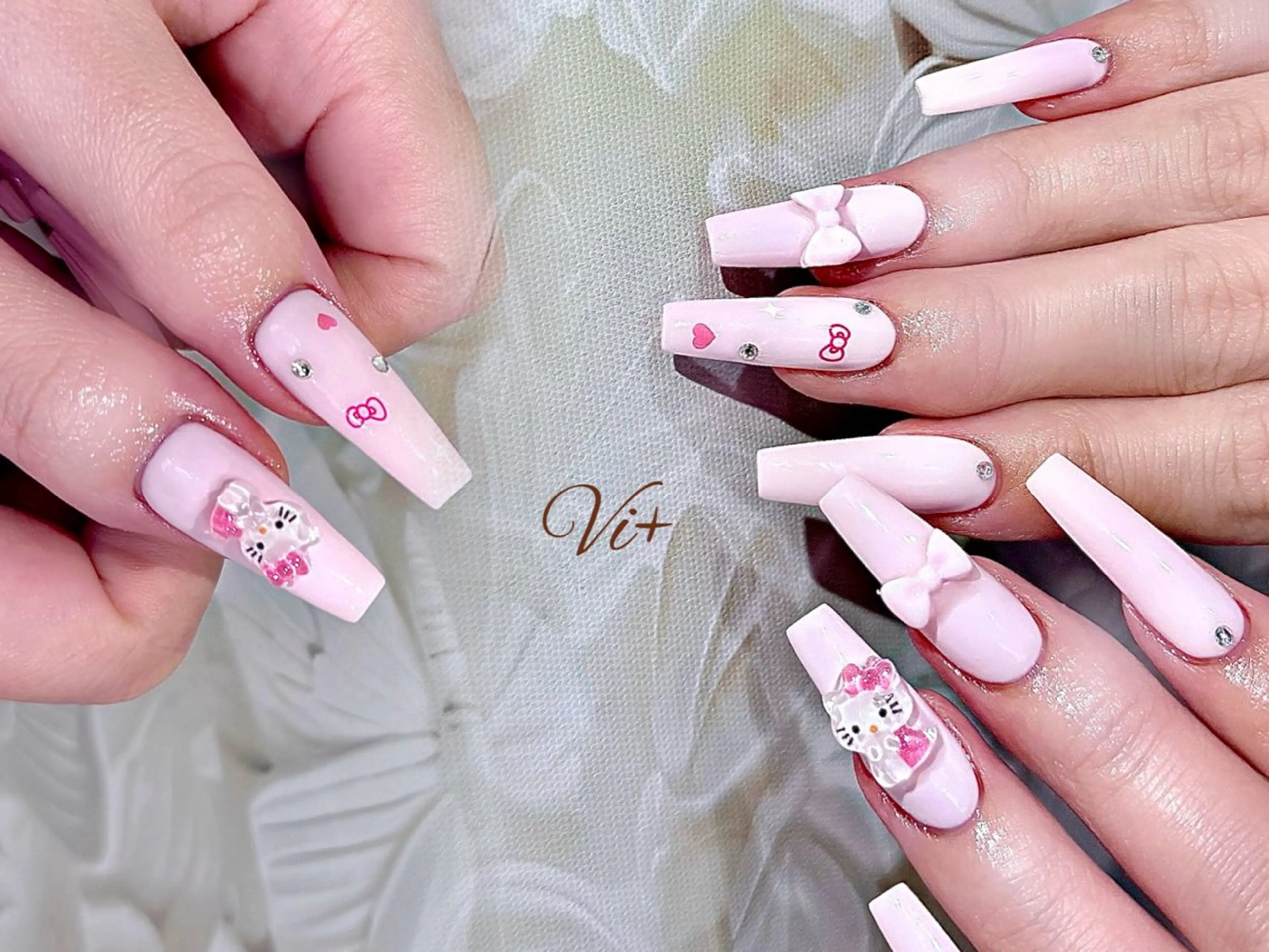 ネイル ハンドネイル ✨Nailsalon Vi+✨のネイルデザイン