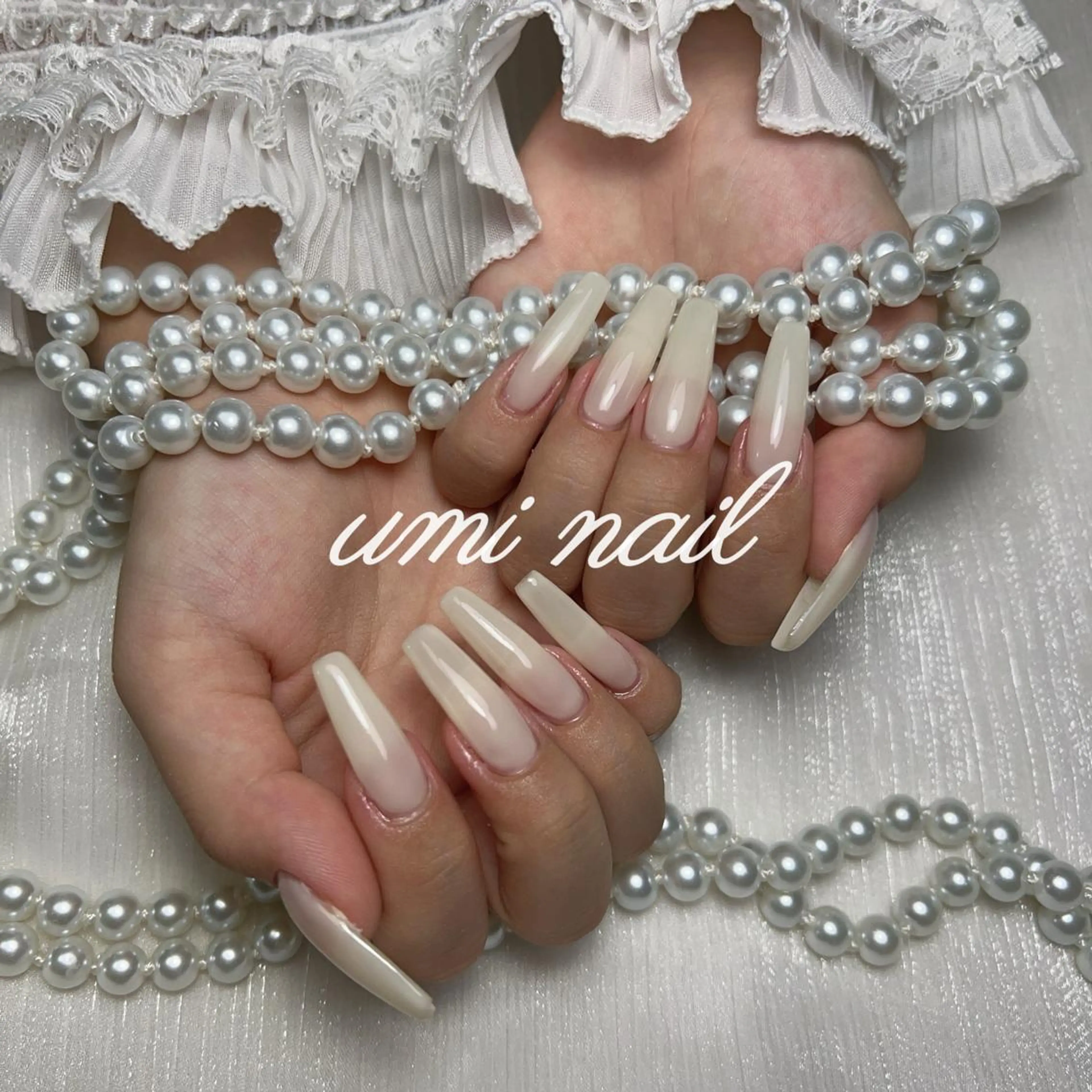 ネイル アートネイル ジェルネイル グラデーション キラキラネイル 韓国ネイル ハンドネイル ハンドケア LUXE NAIL SALONのネイルデザイン