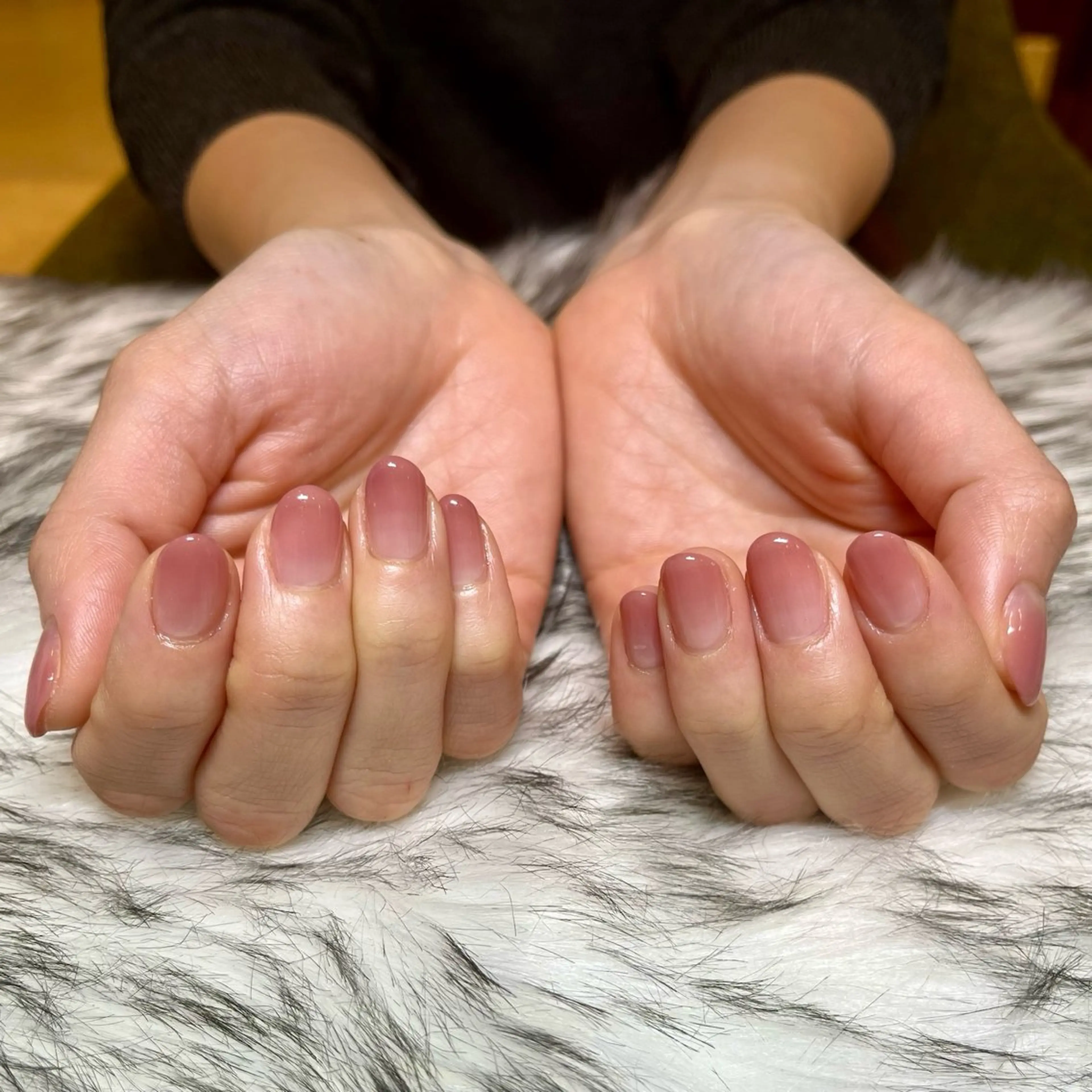 ネイル 山田 桃樺の眉毛・アイブロウイメージ