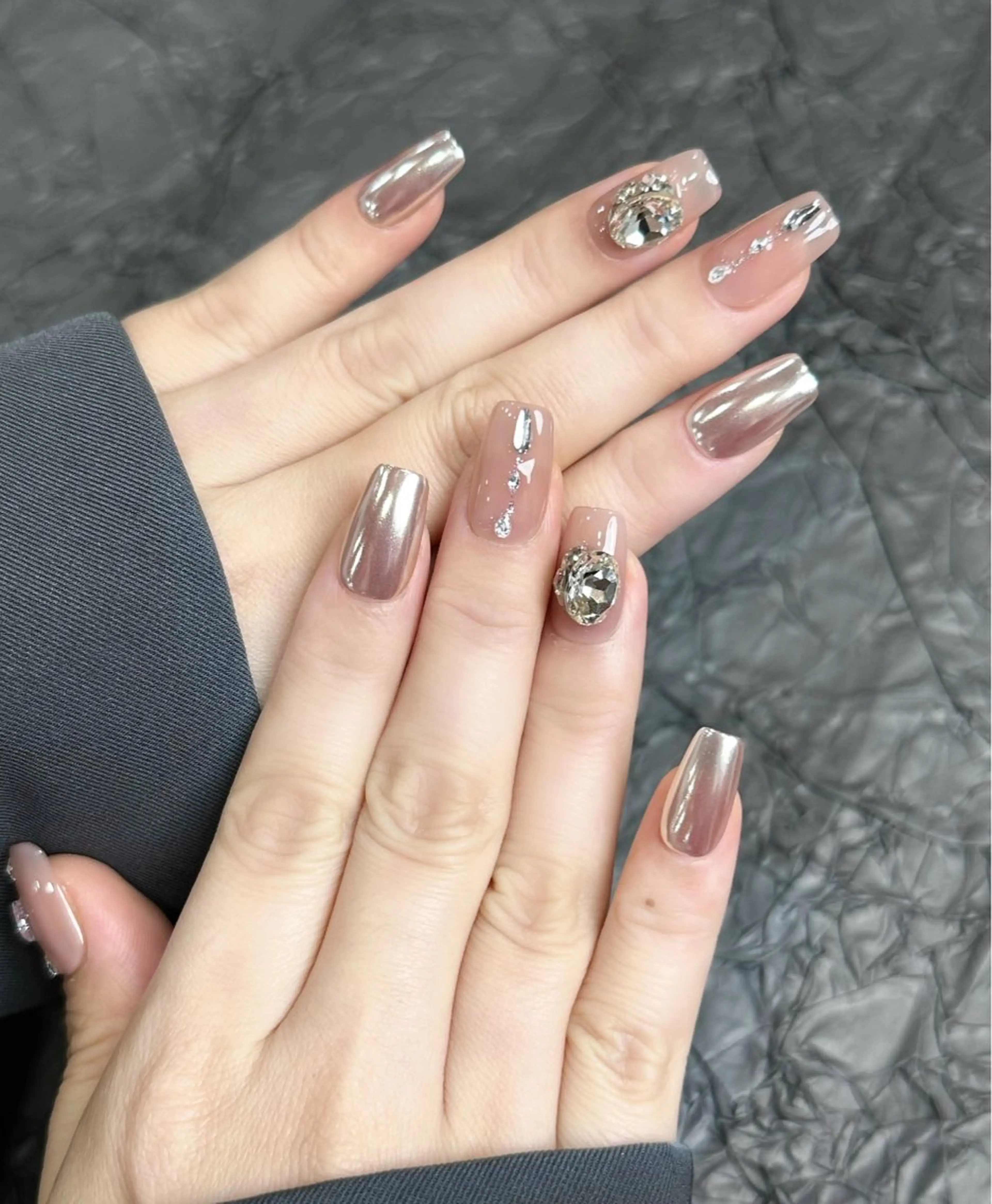 ネイル Dola Nail ユキンイのネイルデザイン