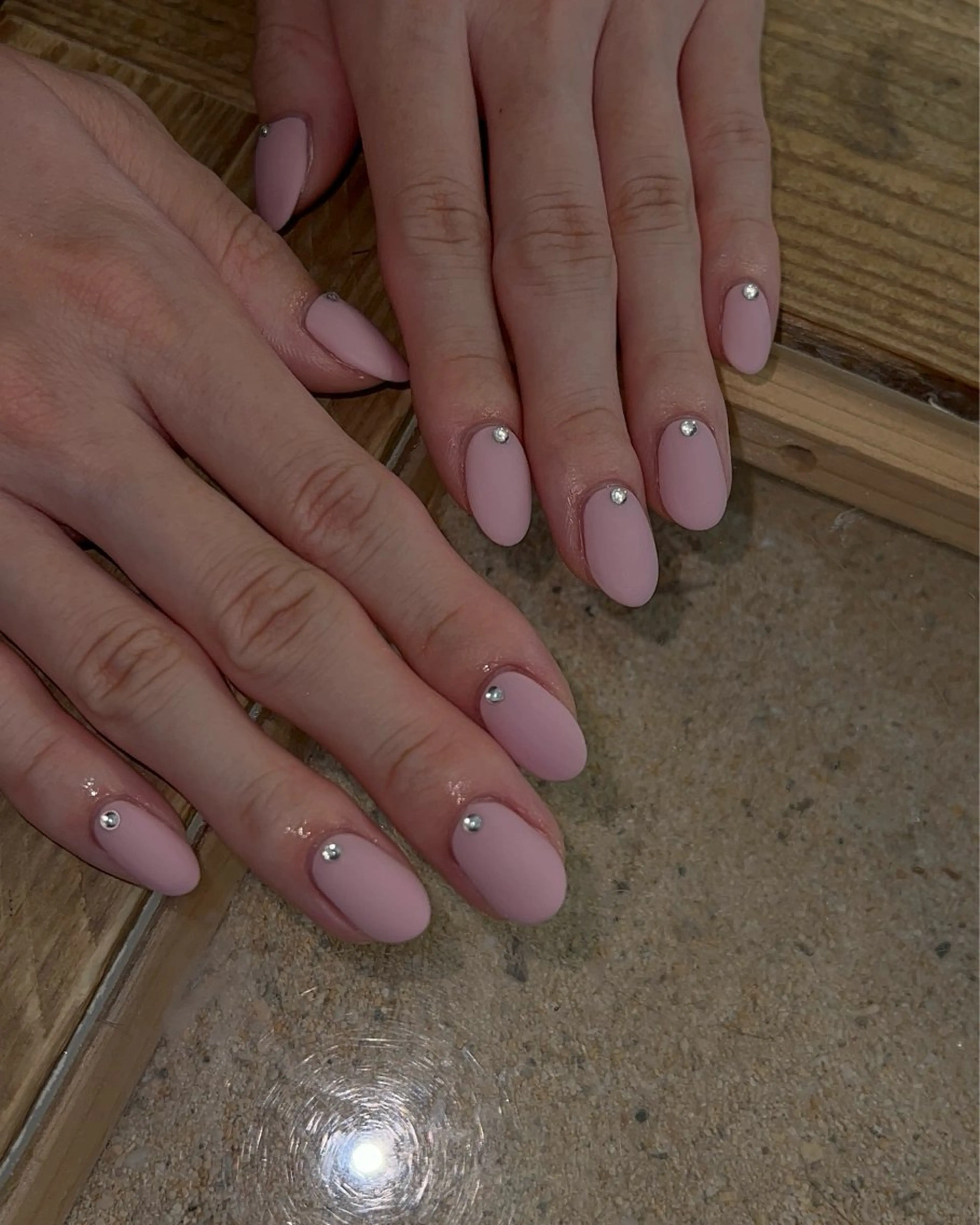 ネイル ハンドネイル フットネイル ハンドケア Nes.Nail所属・Miyagi Asamiのネイルデザイン