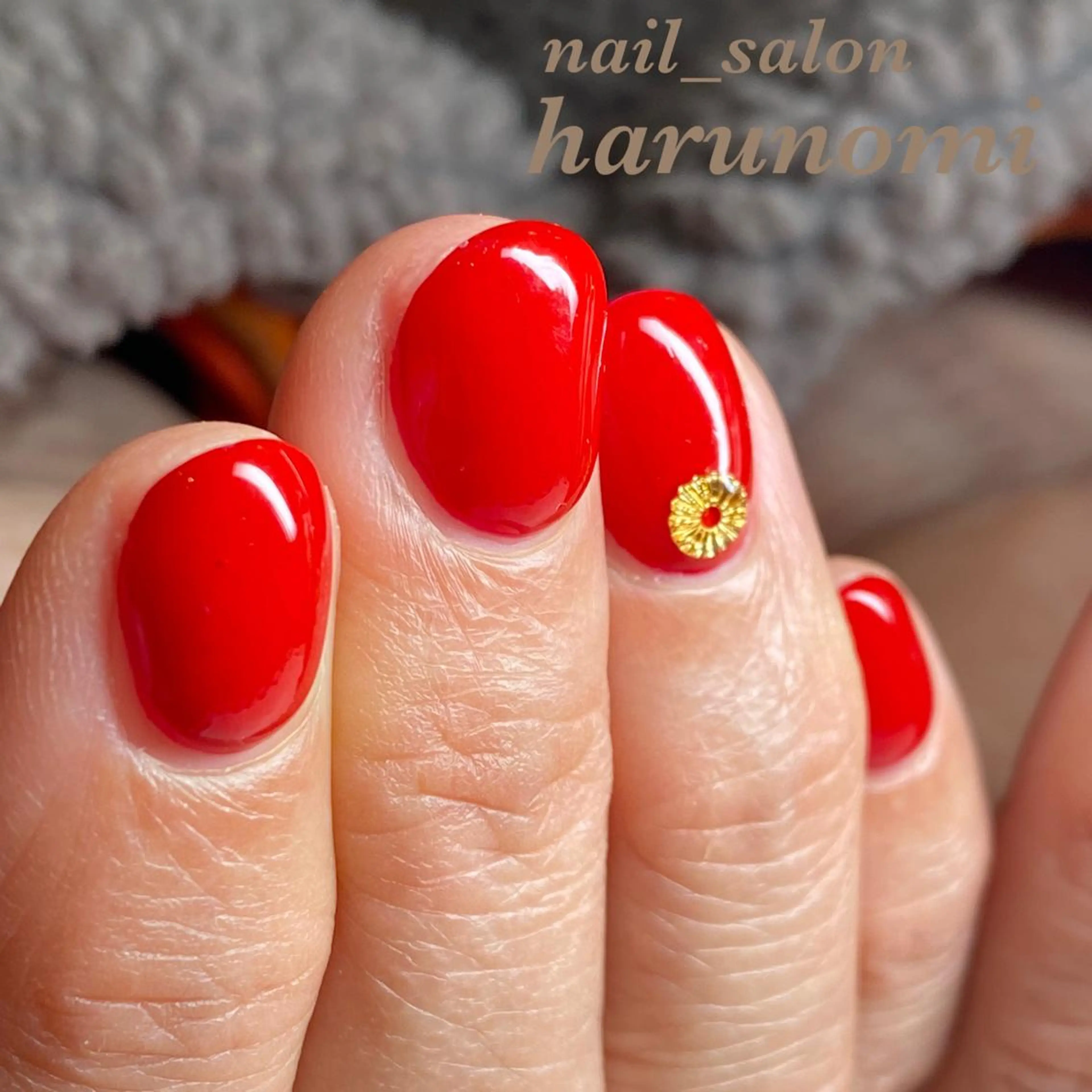 ネイル 赤色 冬ネイル クリスマス ハンドネイル nailroom harunomiのネイルデザイン