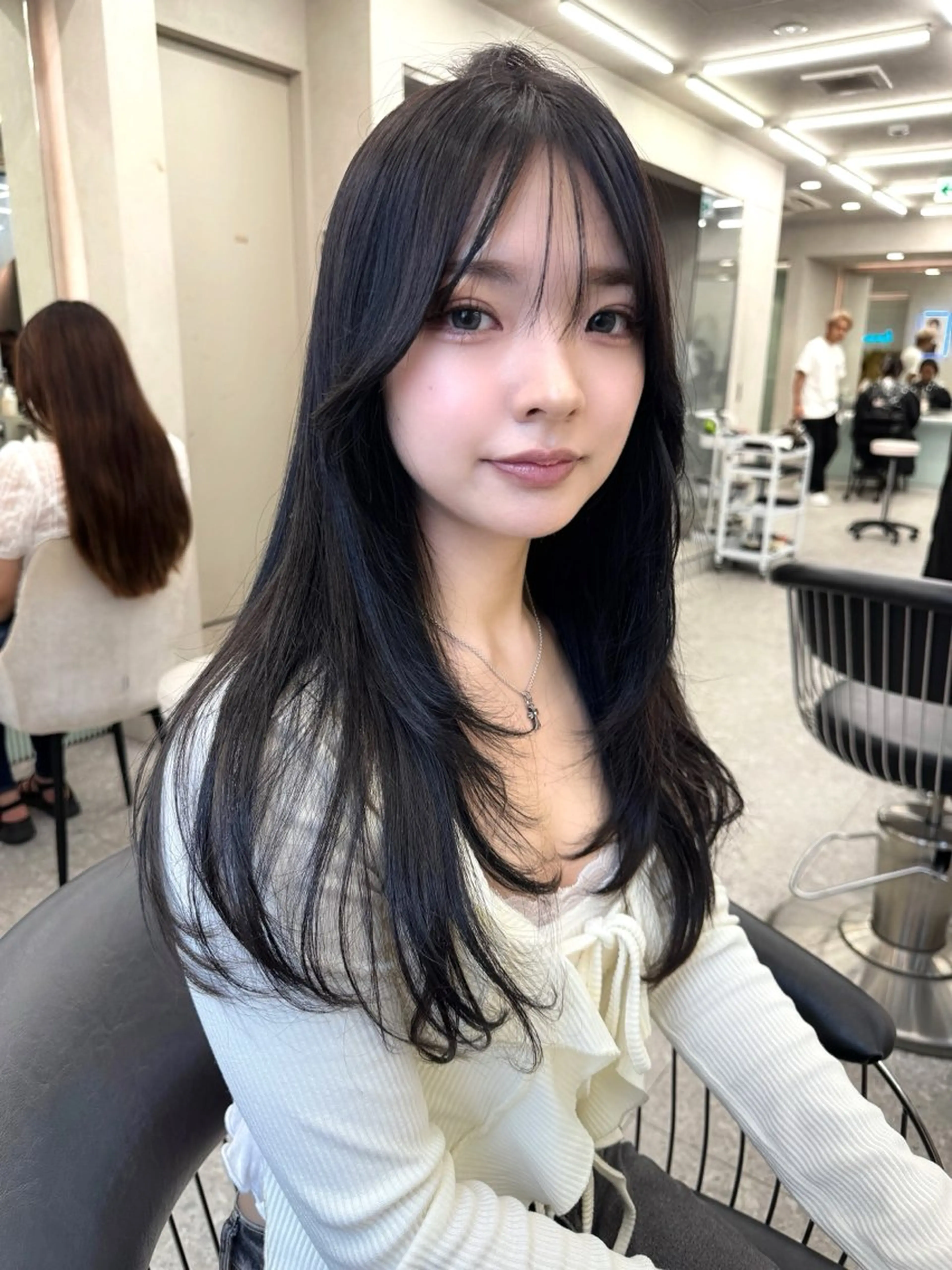 セミロング カット ヘアカラー トリートメント 顔周り🇰🇷ロンド レイヤー✨カジワラのヘアスタイル