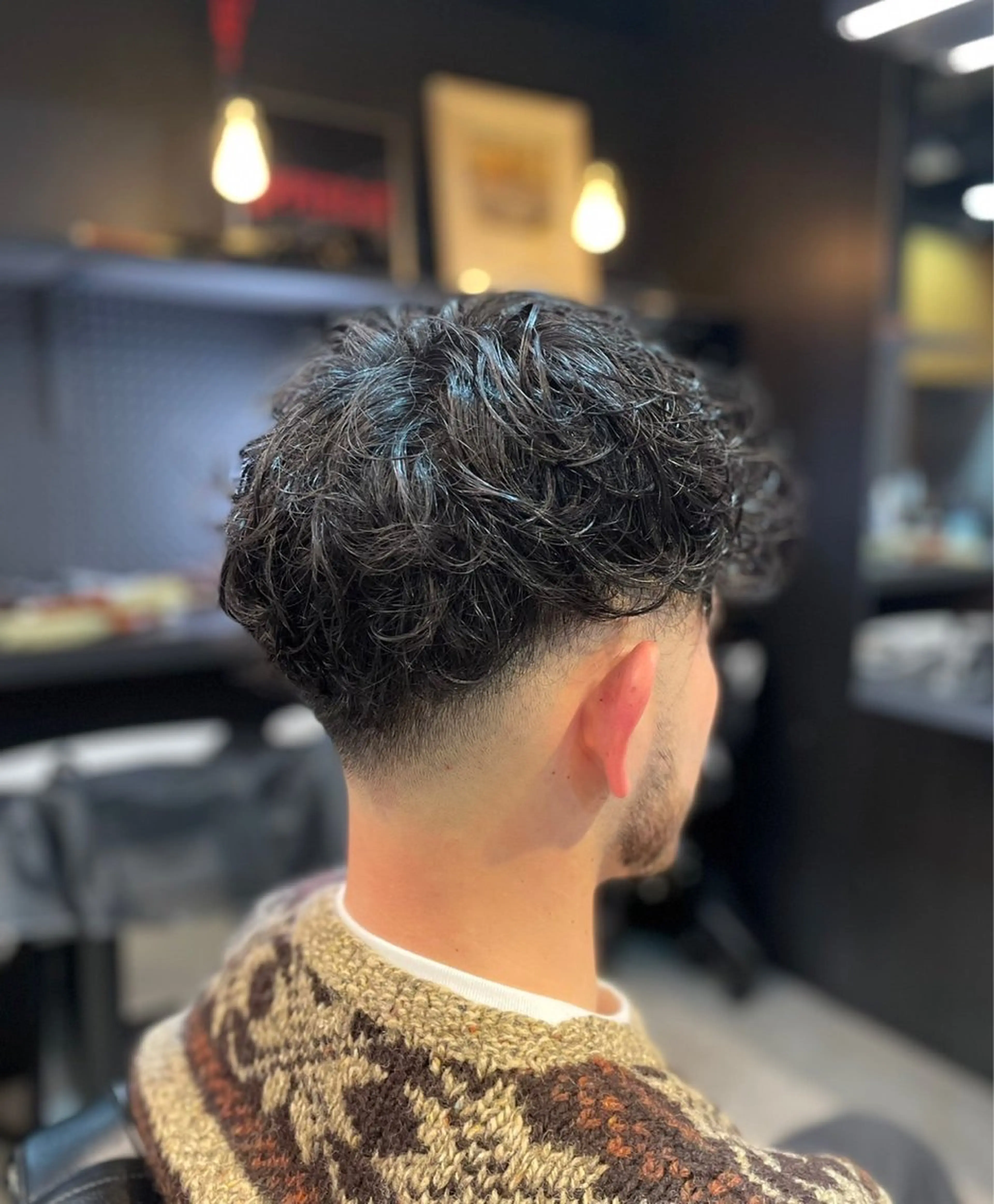 ショート メンズ スペインカール FRANK'S BARBER日比谷店所属・金谷 一平のヘアスタイル