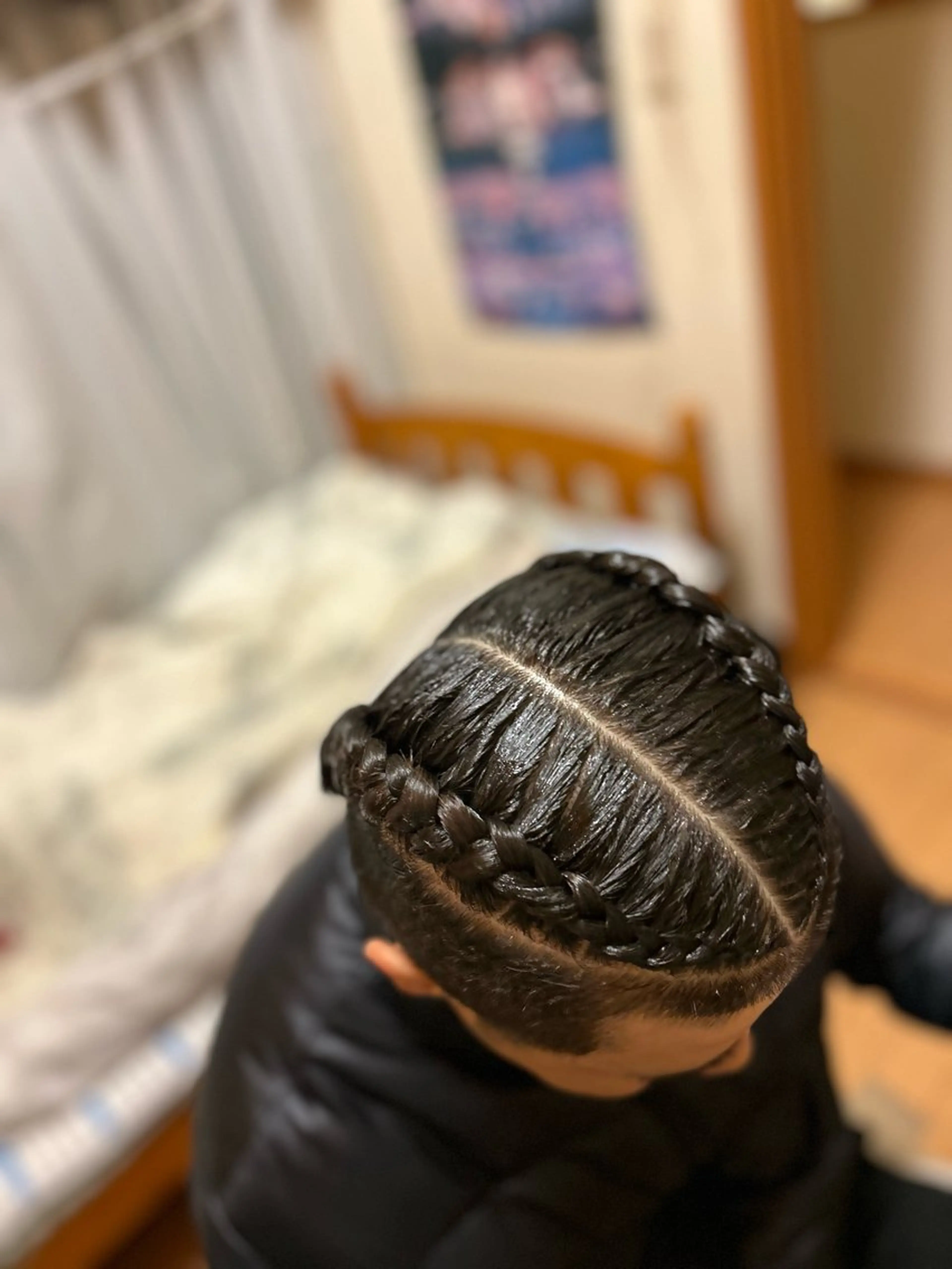 地毛コーンロウ2本✌️(ツーブロックあり)の写真