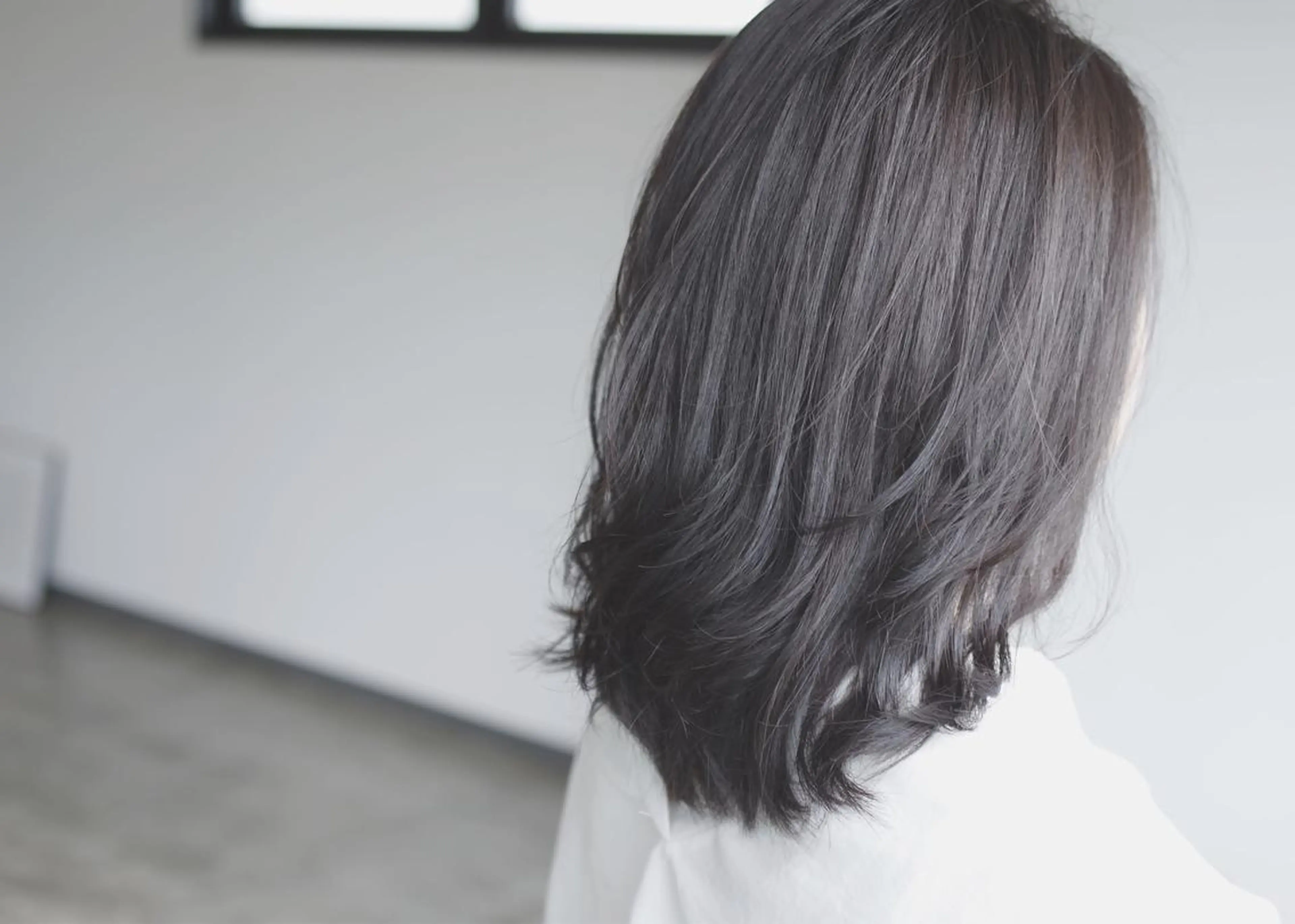 ミディアム セミロング ロング カラー メンズ クセ毛お悩みの方 四宮桂佑のヘアスタイル