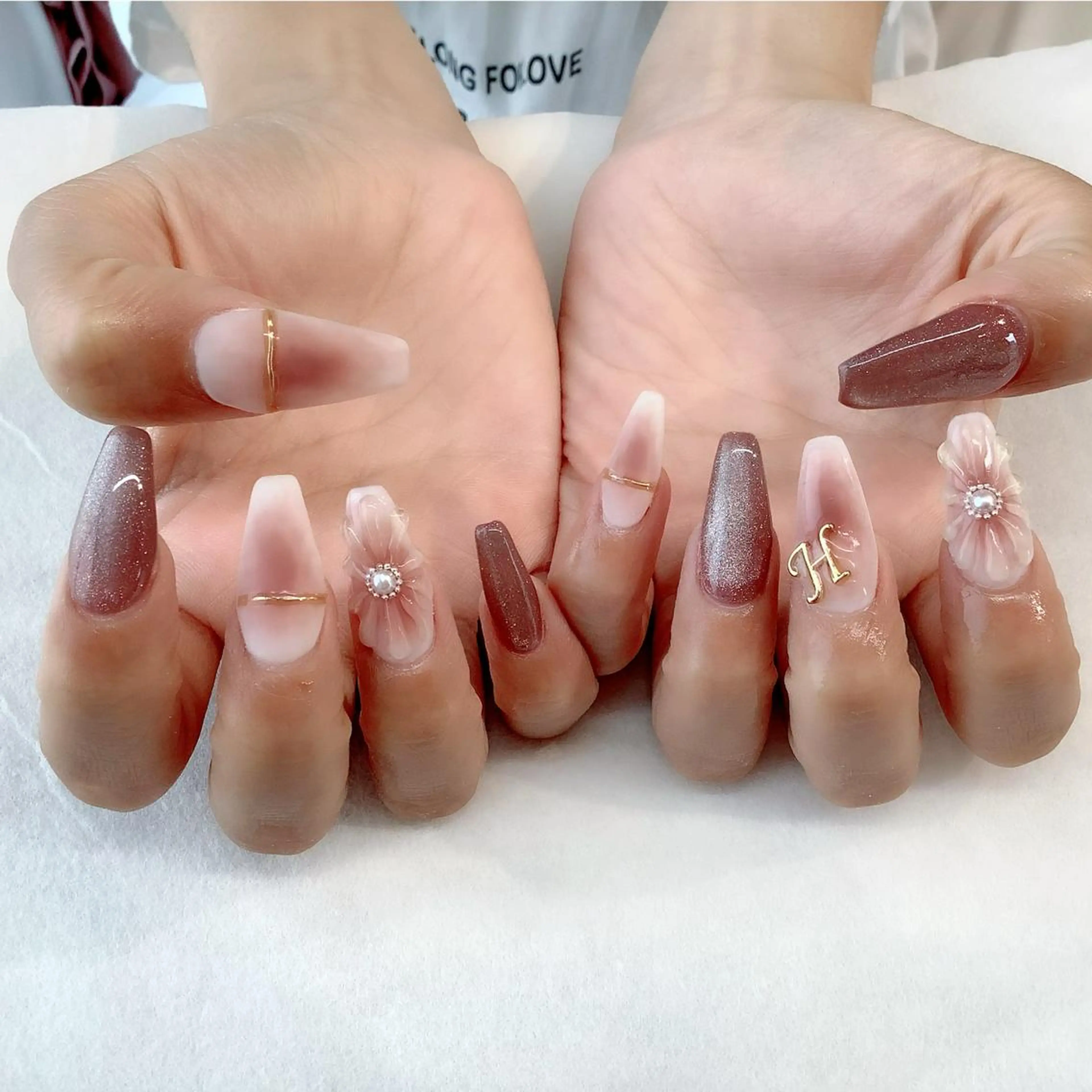 ネイル ハンドネイル 💎🐰 saki. m 🐰💎のネイルデザイン