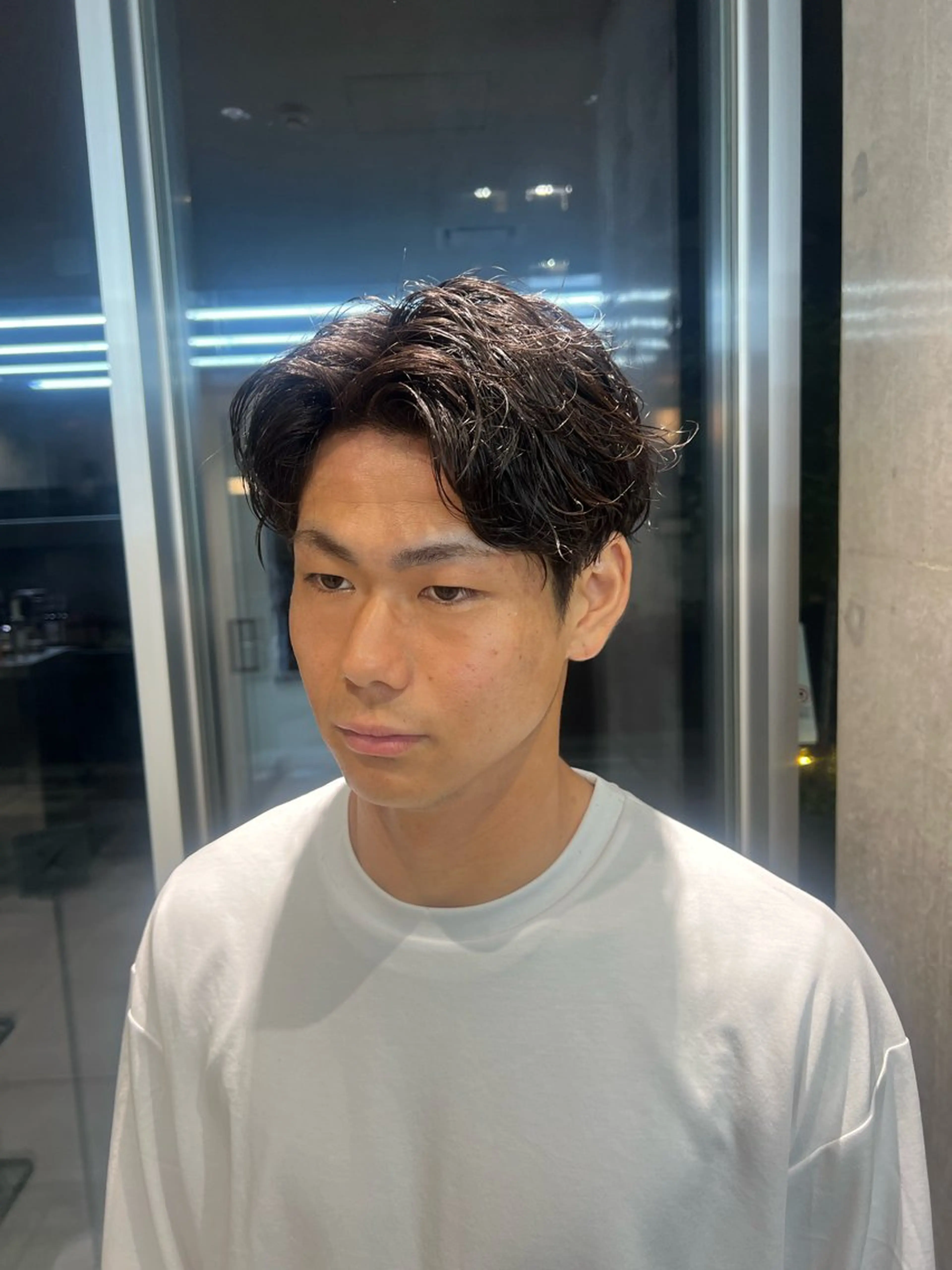 パーマ メンズ センターパート フェザーパーマ メンズパーマ カット パーマ 吉沢遣人/レイヤー 艶カラー/パーマのヘアスタイル