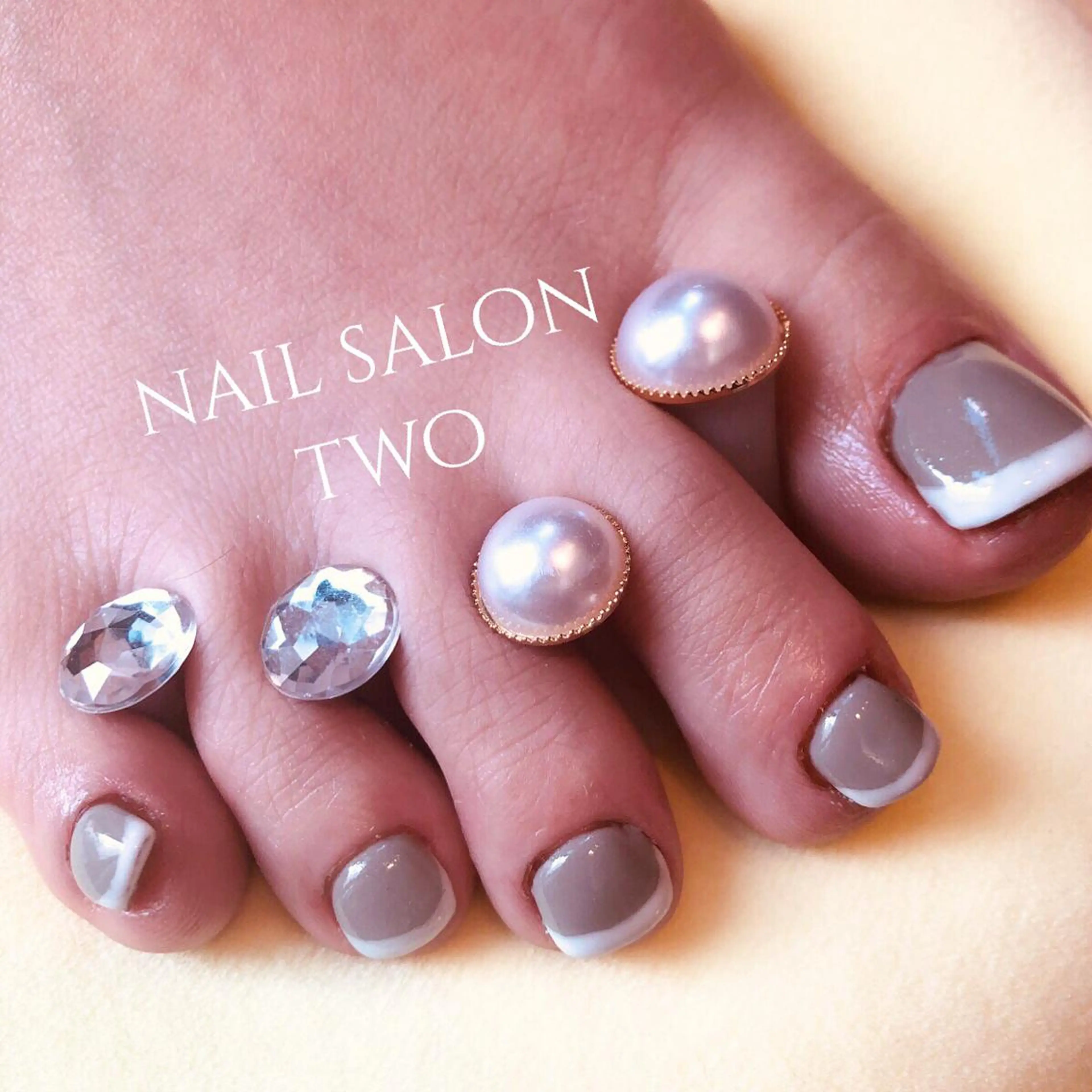 ネイル フレンチネイル フットネイル two nailのネイルデザイン