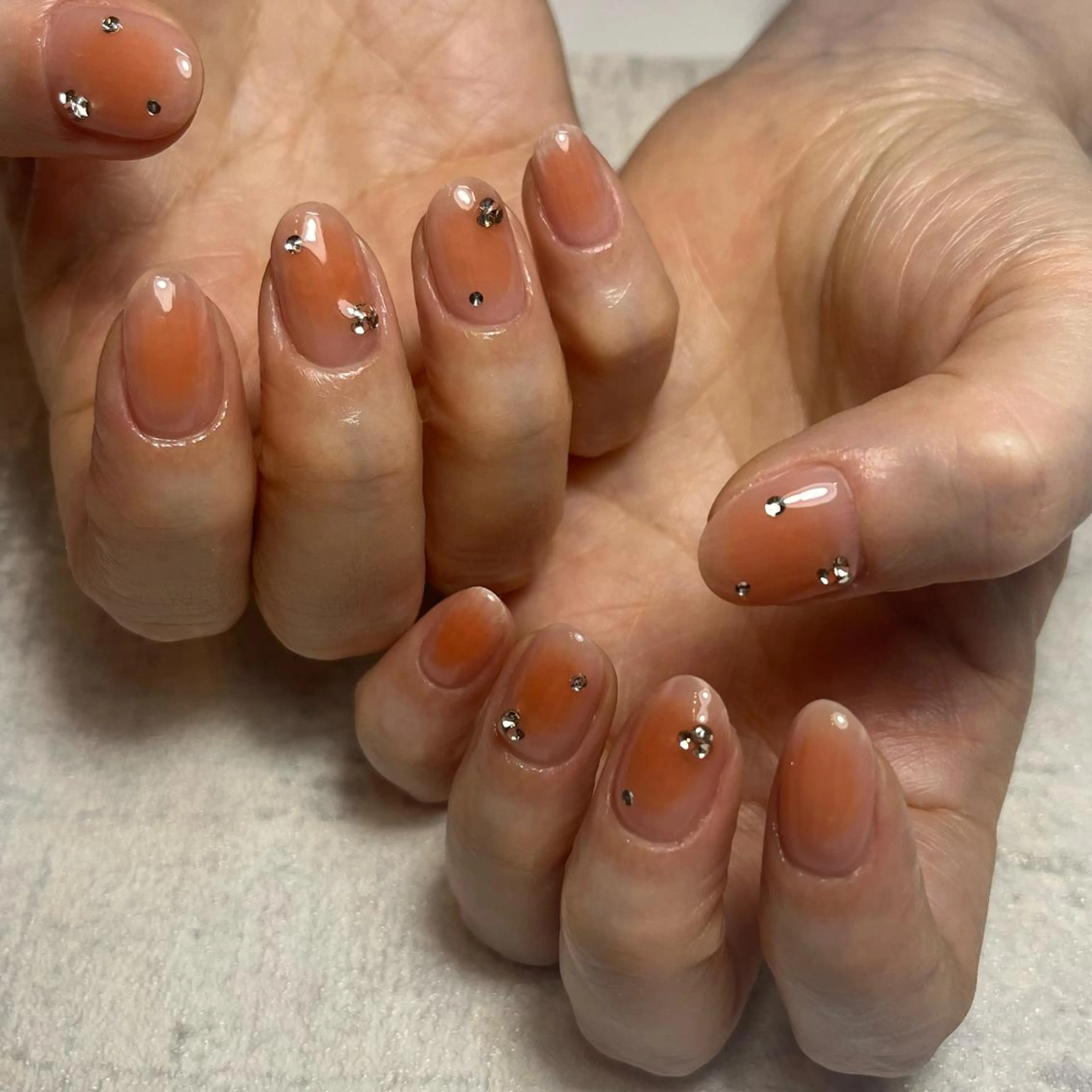 ネイル ハンドネイル NORA nail UMEDAのネイルデザイン