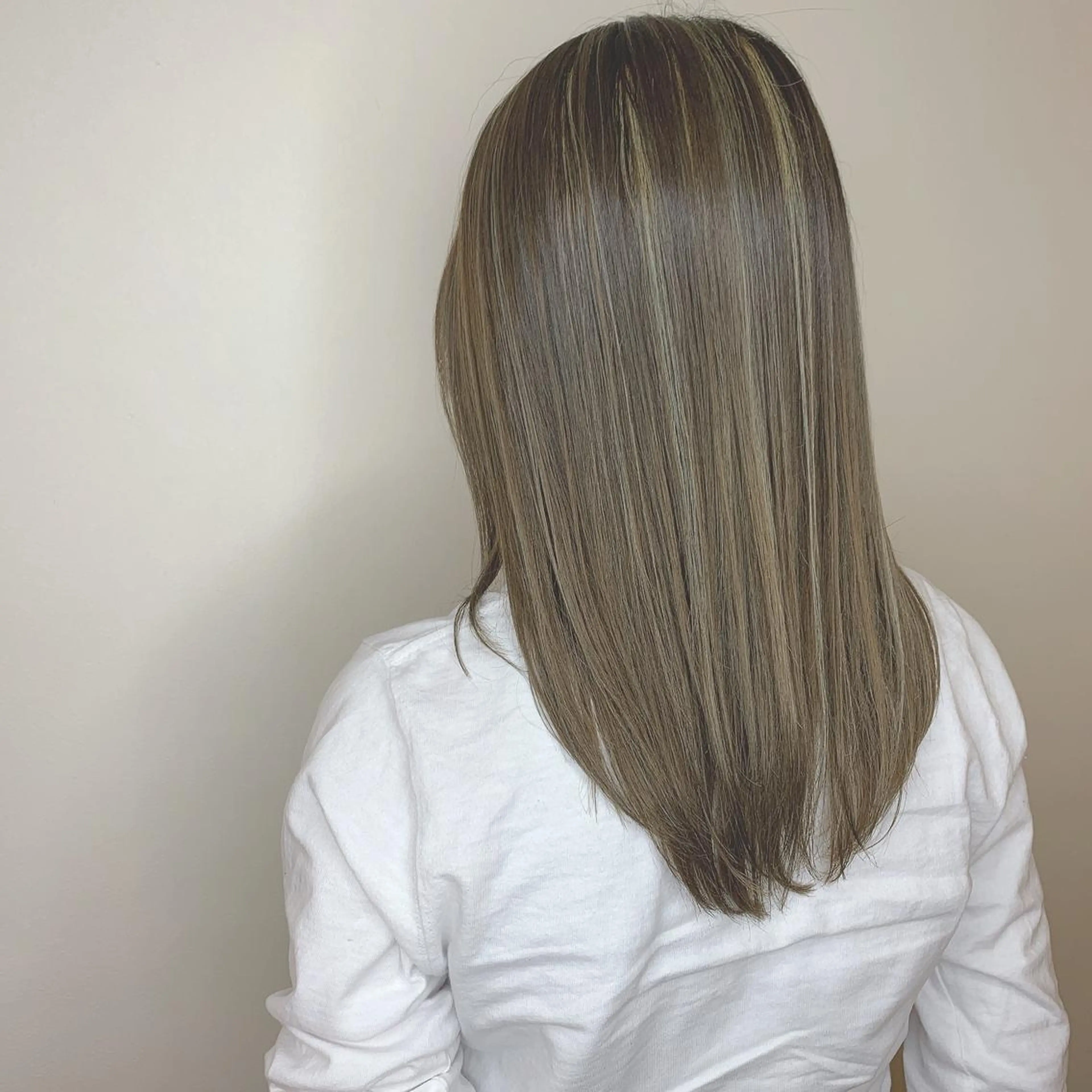 ロング カラー 艶髪クリエイター🪽 秋田 聖也のヘアスタイル