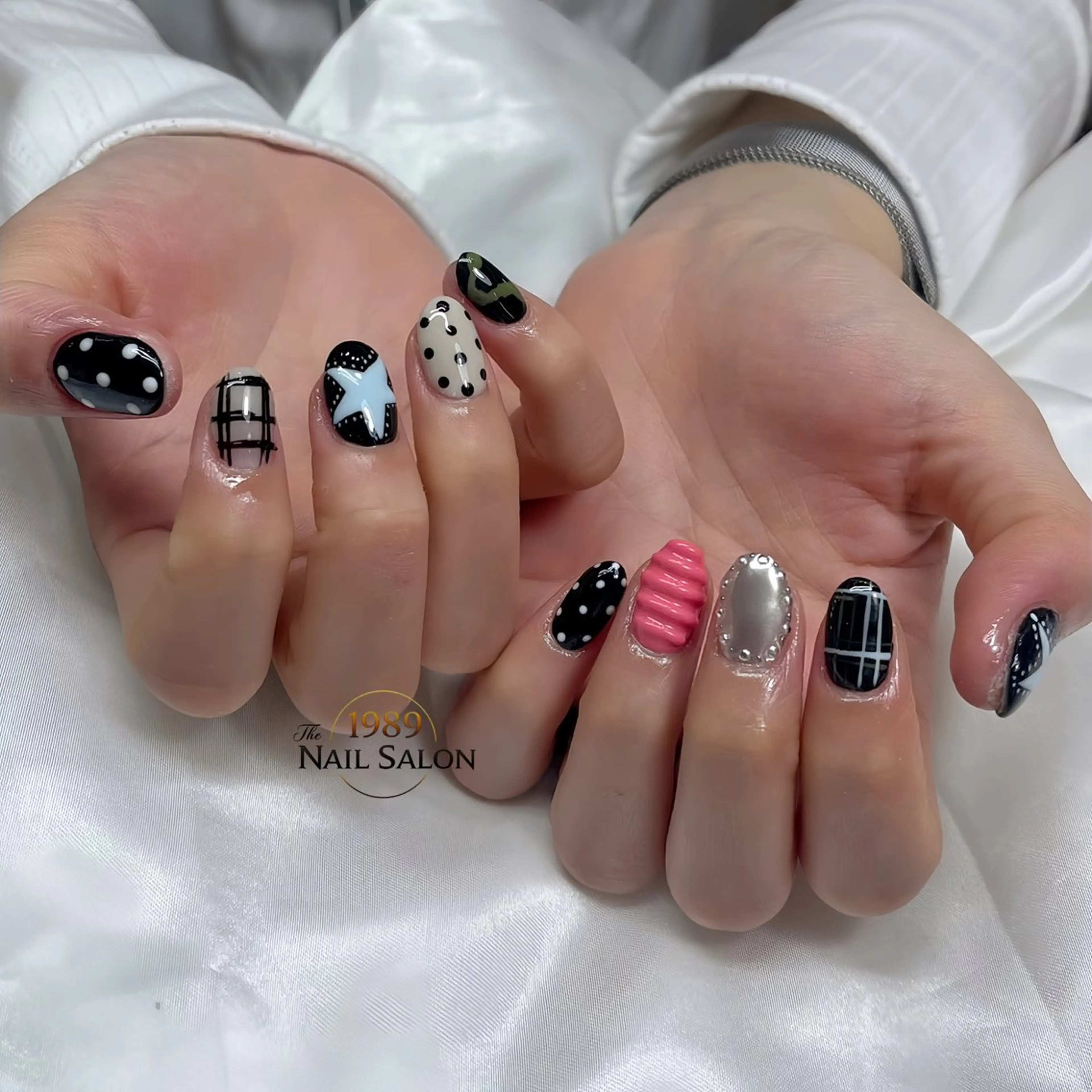ネイル ハンドネイル The 1989 Nail Salonのネイルデザイン